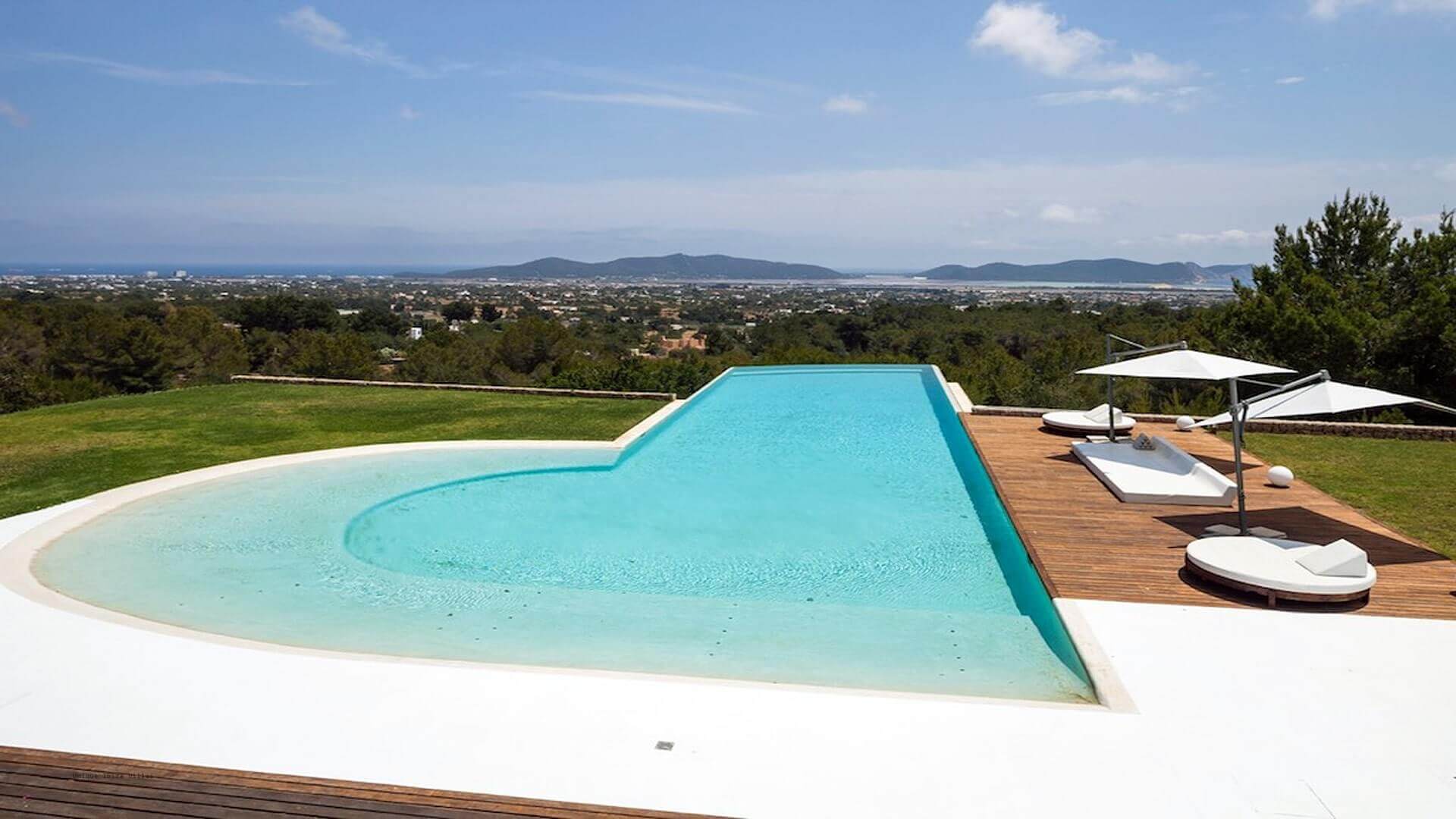 VILLA ESTRELLA AZUL - 5 Bedrooms - Between San Jose/Ibiza Town