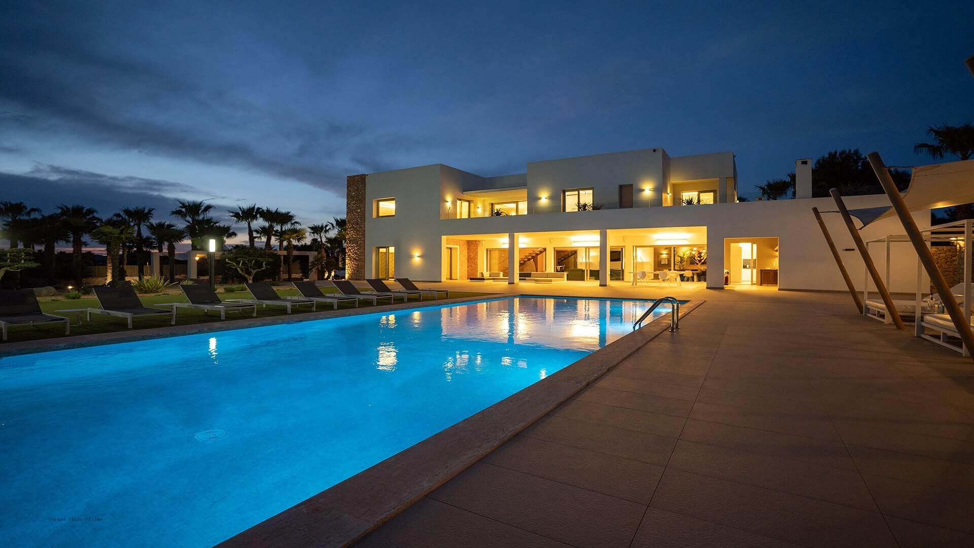 VILLA CASA FOURTEEN - 5 Bedrooms - Near Jesus/Ibiza Town