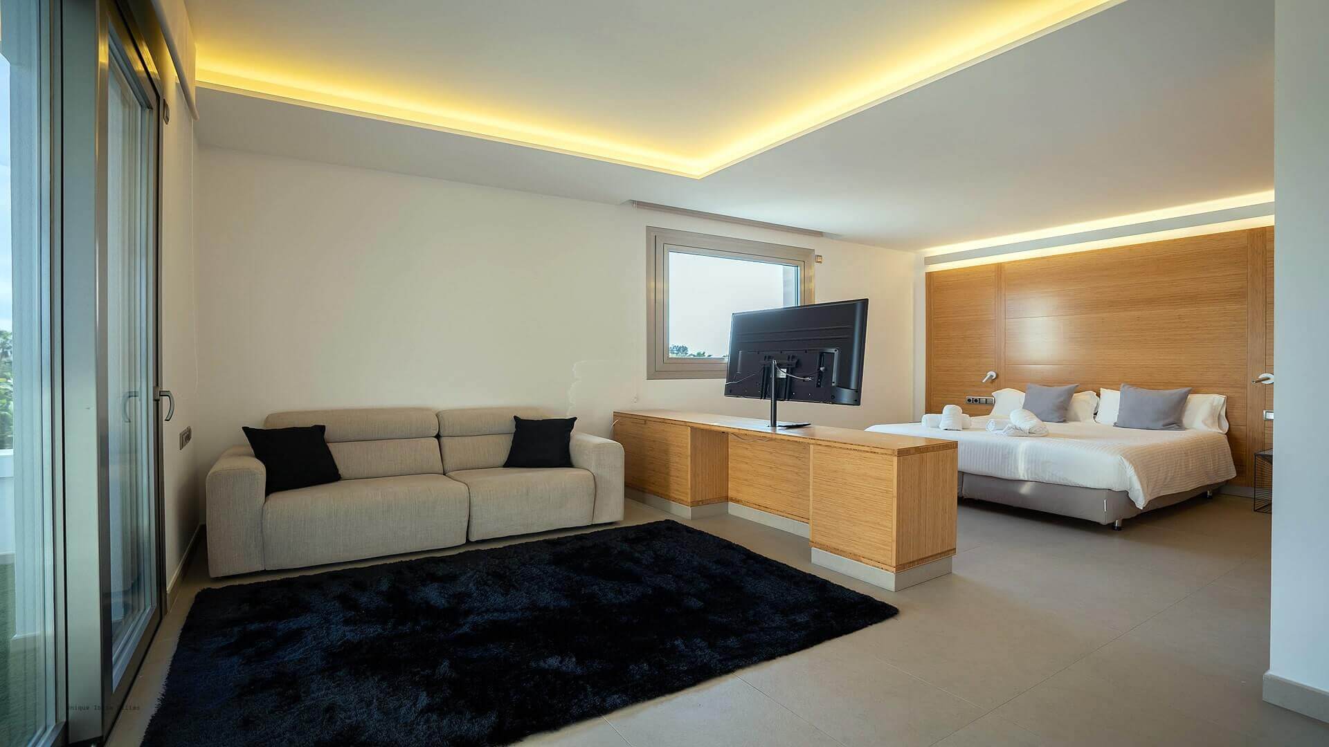 VILLA CASA FOURTEEN - 5 Bedrooms - Near Jesus/Ibiza Town