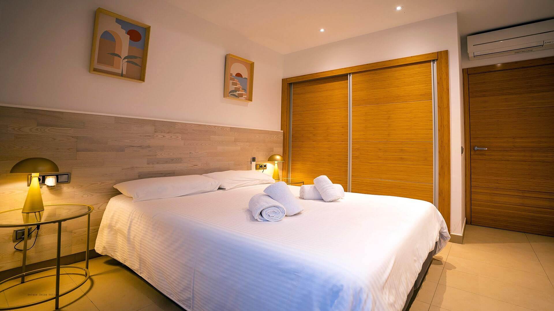 VILLA CASA FOURTEEN - 5 Bedrooms - Near Jesus/Ibiza Town