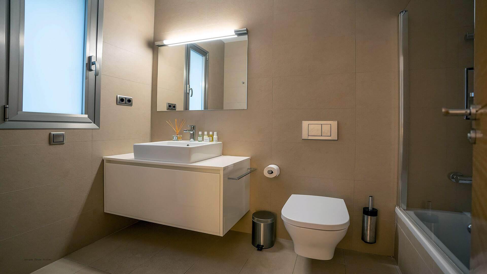 VILLA CASA FOURTEEN - 5 Bedrooms - Near Jesus/Ibiza Town