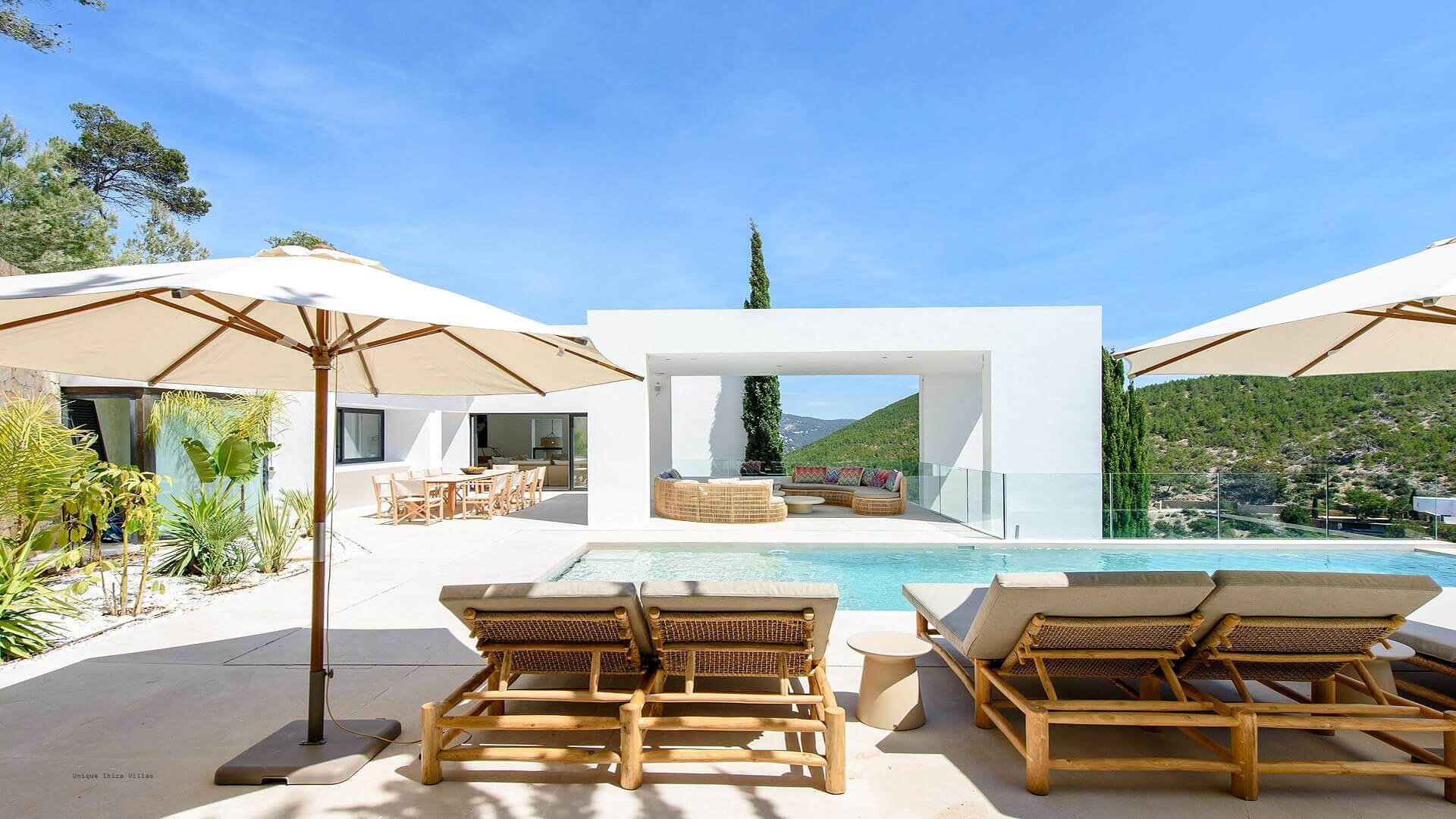 VILLA INFINITA - 5 Bedrooms - Roca Llisa