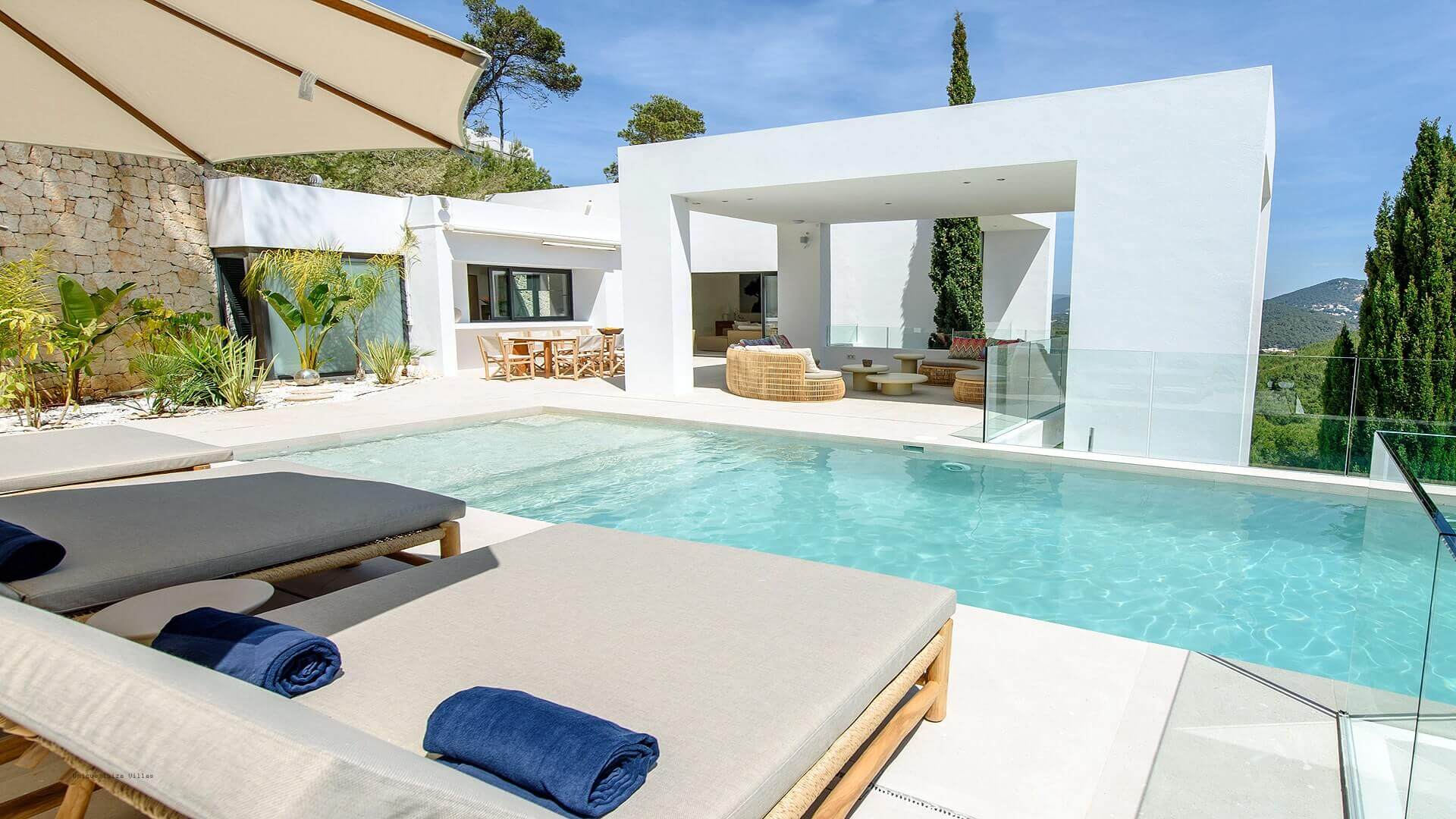 VILLA INFINITA - 5 Bedrooms - Roca Llisa