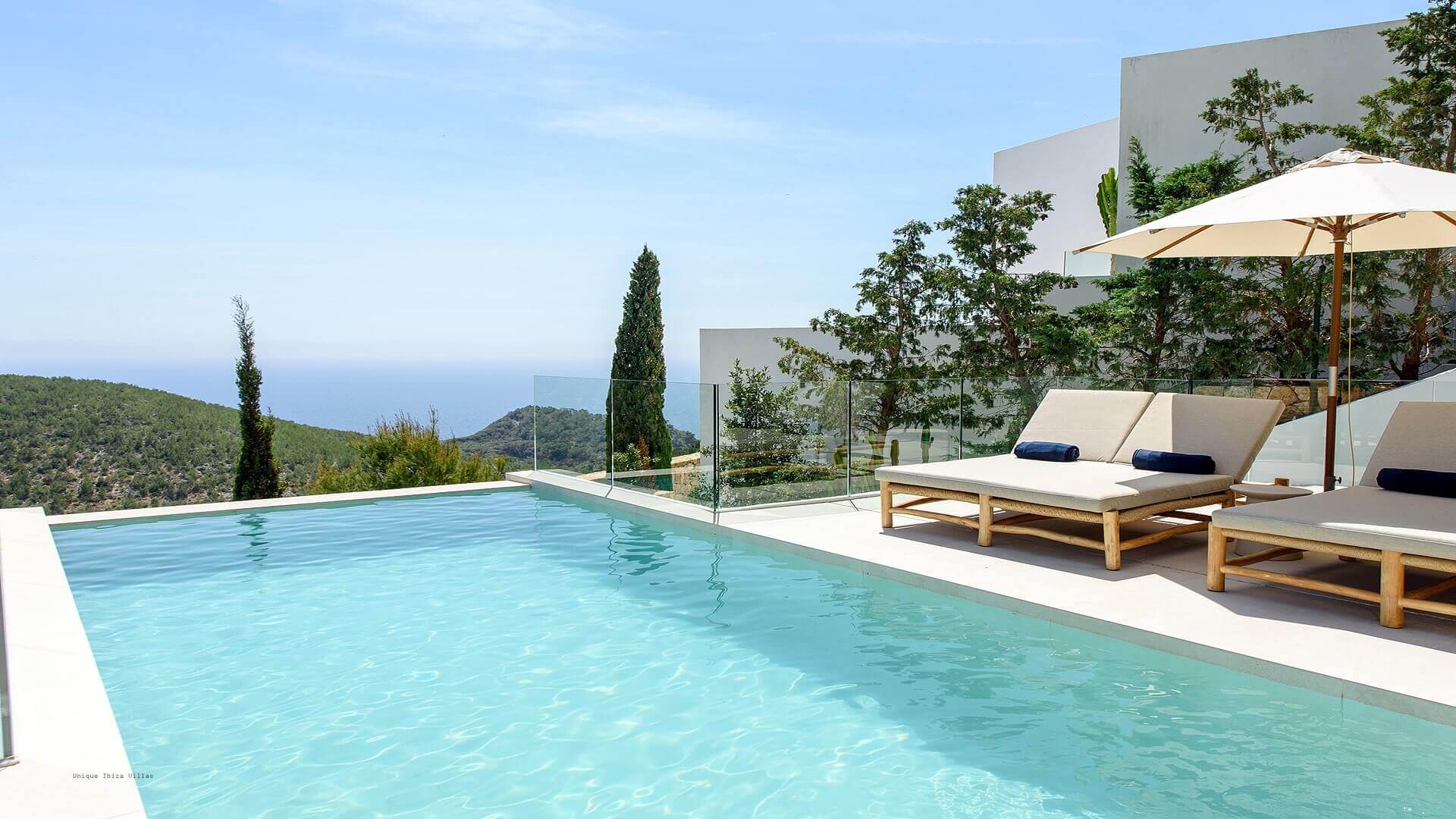 VILLA INFINITA - 5 Bedrooms - Roca Llisa