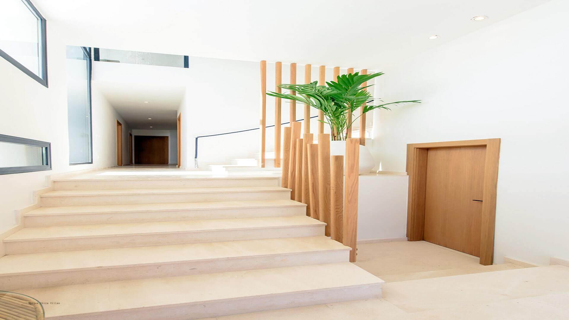 VILLA INFINITA - 5 Bedrooms - Roca Llisa