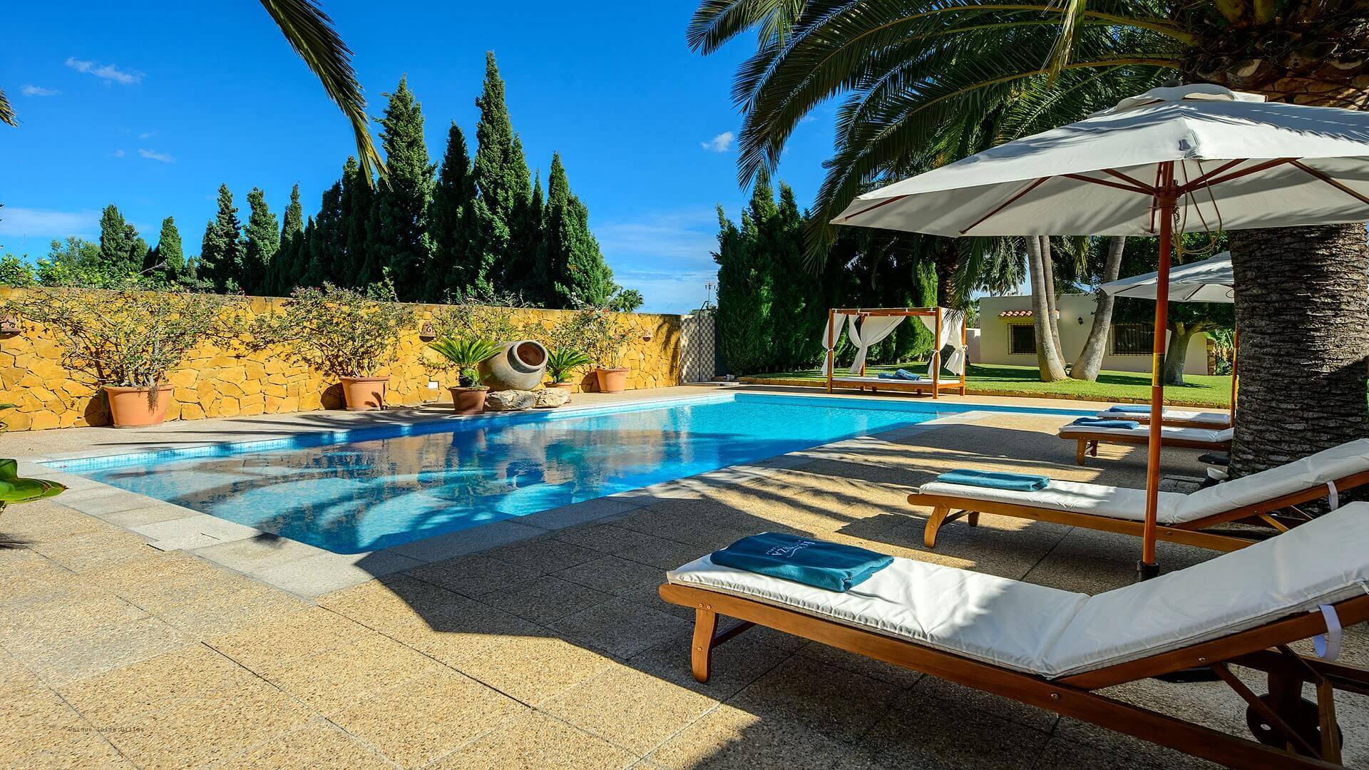VILLA CAN SAFRES RACO IBIZA - 3 Bedrooms - Santa Gertrudis/San Rafael (Rural)