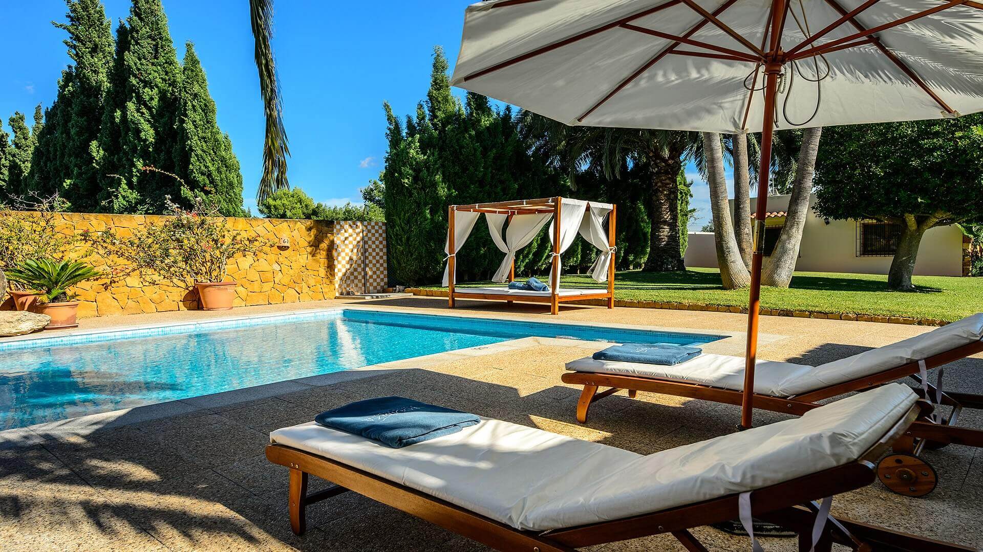 VILLA CAN SAFRES RACO IBIZA - 3 Bedrooms - Santa Gertrudis/San Rafael (Rural)