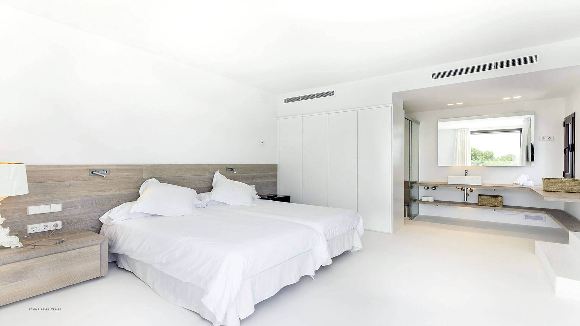VILLA LUXE - 4 Bedrooms - Vista Alegre/San Jose 