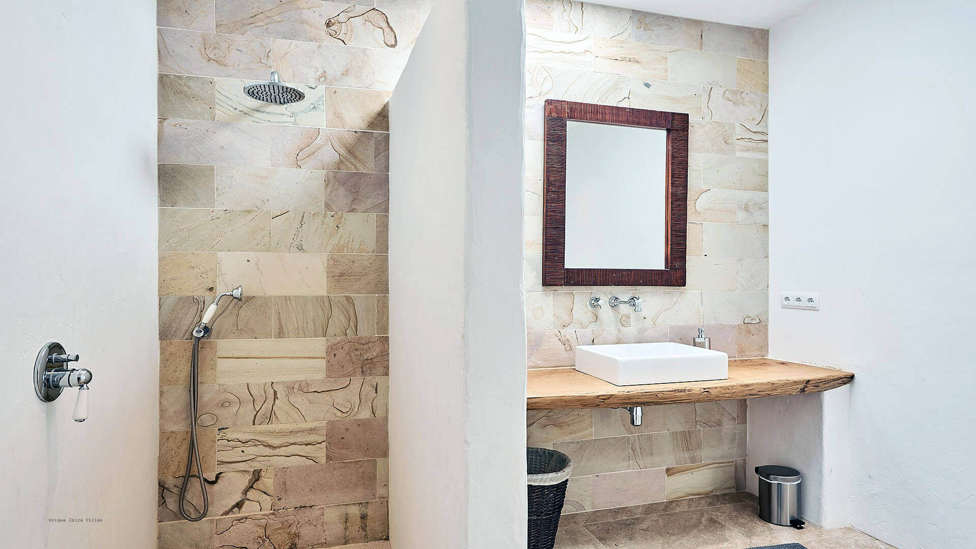 VILLA VISTA DE MUNTANYA - 6 Bedrooms - Cala Tarida/Cala Moli/San Jose
