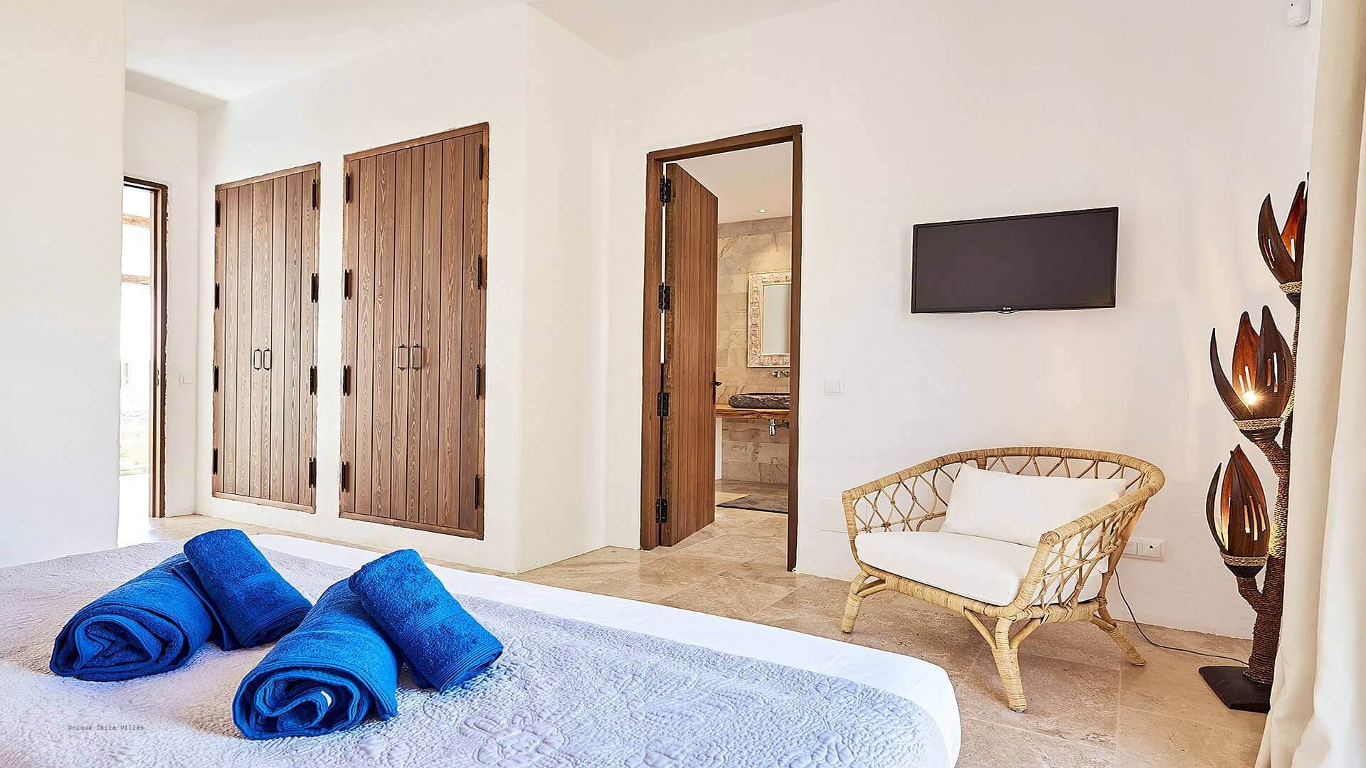 VILLA VISTA DE MUNTANYA - 6 Bedrooms - Cala Tarida/Cala Moli/San Jose