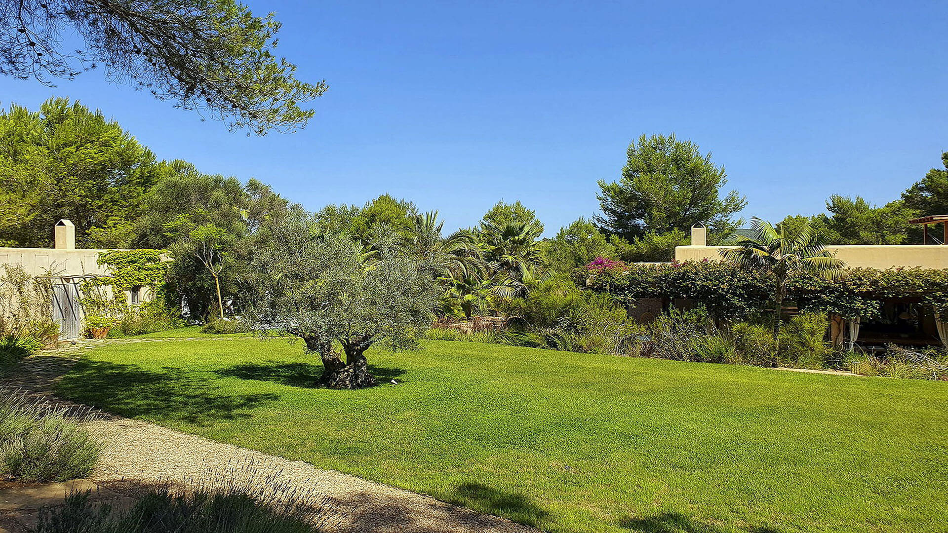 VILLA CAN MOYA - 5 Bedrooms - San Lorenzo/Santa Gertrudis (Rural)