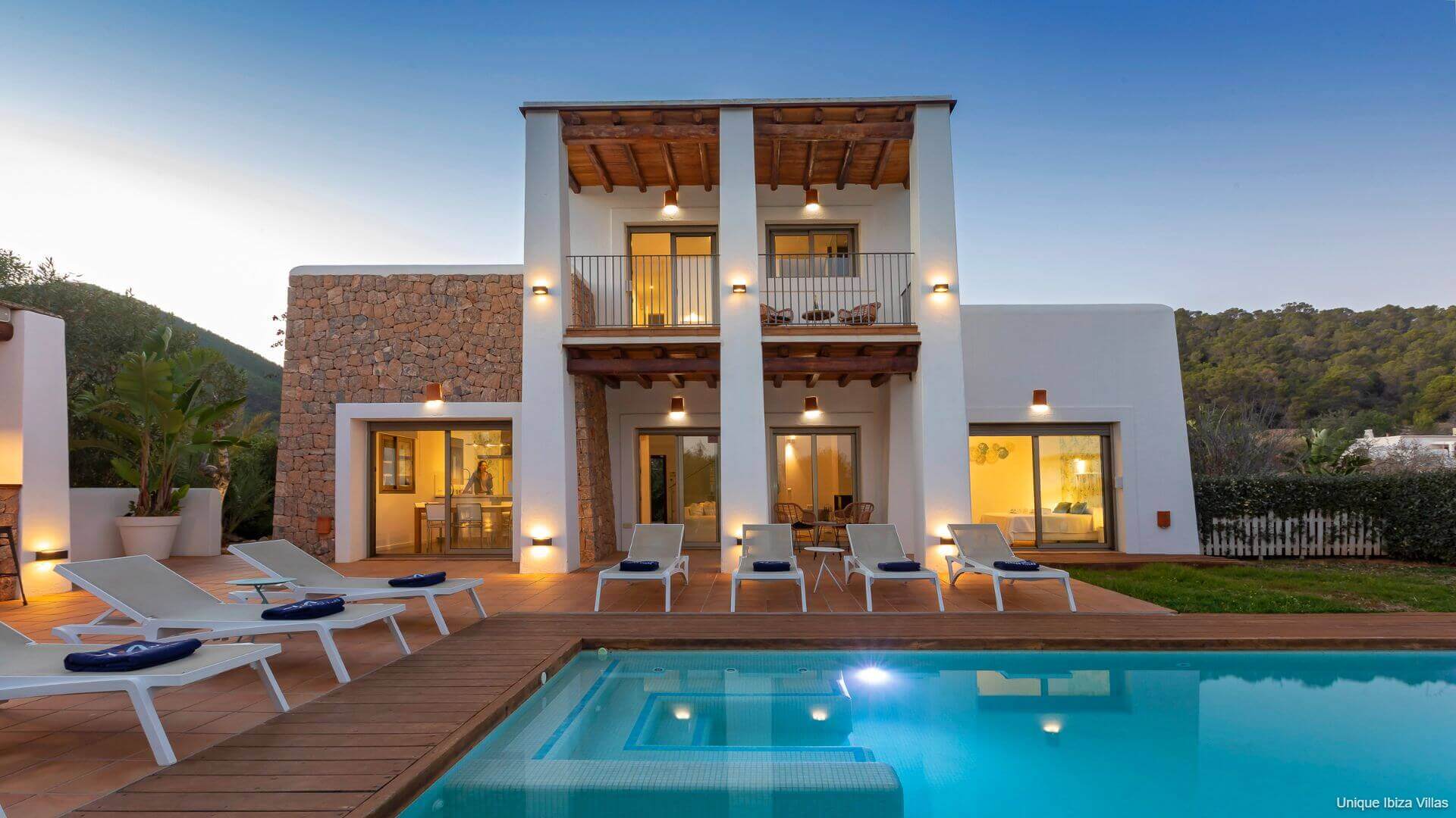 VILLA NEUS - 5 Bedrooms - Near Ibiza Town