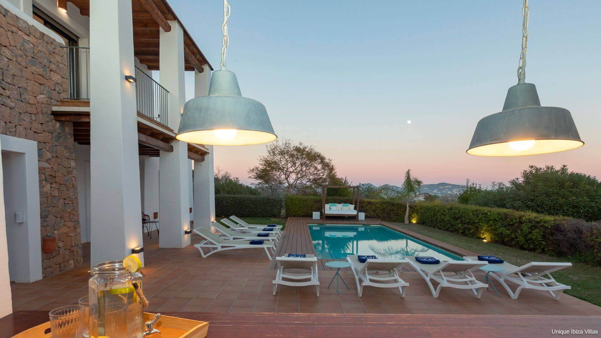 VILLA NEUS - 5 Bedrooms - Near Ibiza Town