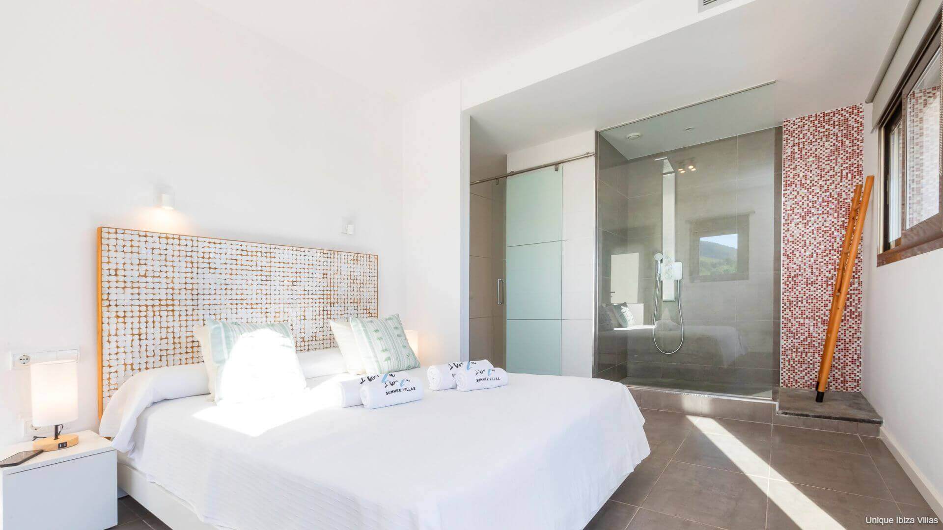 VILLA NEUS - 5 Bedrooms - Near Ibiza Town