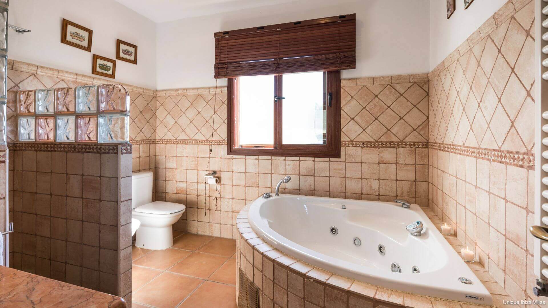 VILLA CAN SENORA - 6 Bedrooms - San Rafael/Amnesia/UNVRS (Rural)