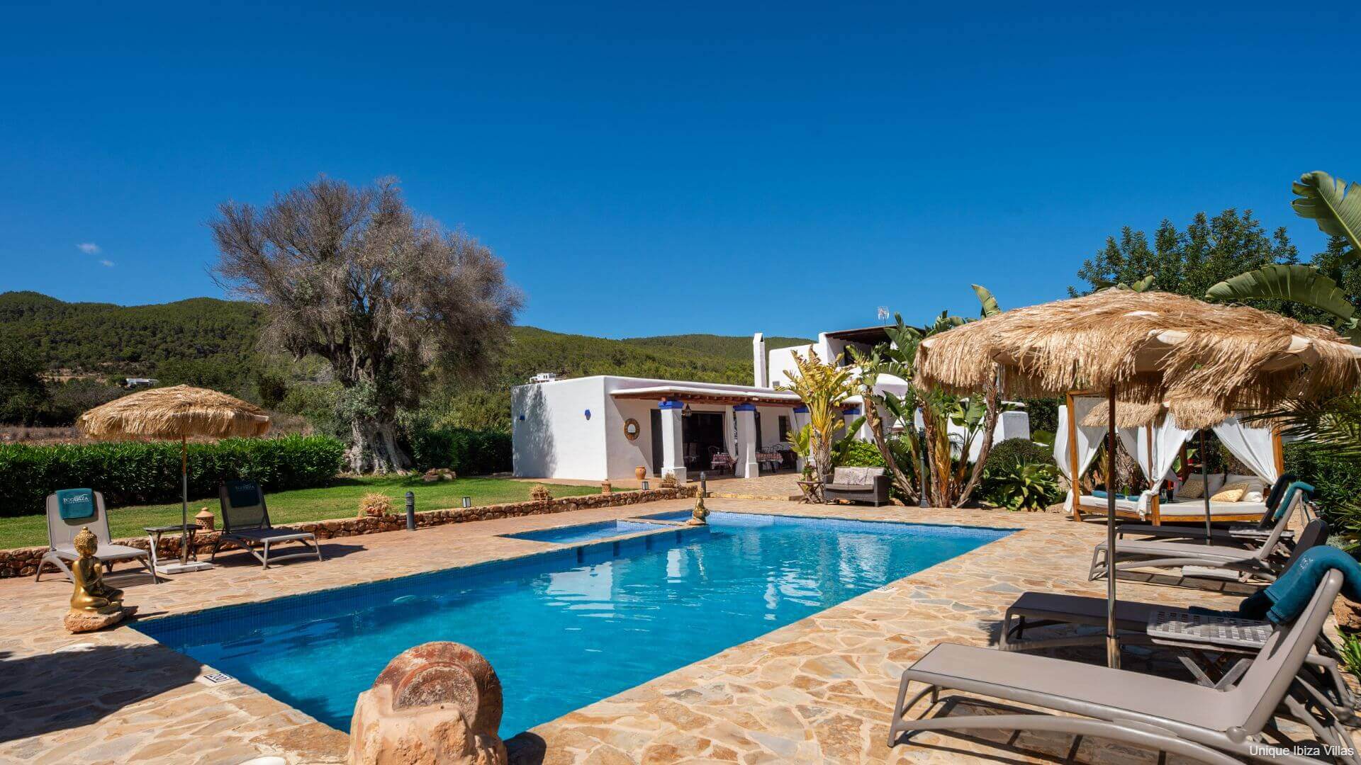 VILLA ANDREUET - 4 Bedrooms - San Carlos/Aguas Blancas (Rural)