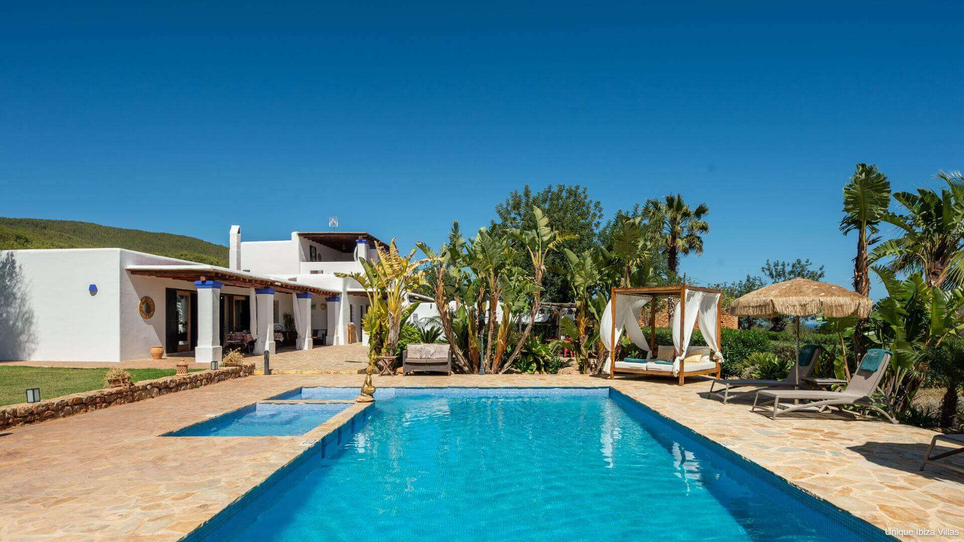 VILLA ANDREUET - 4 Bedrooms - San Carlos/Aguas Blancas (Rural)