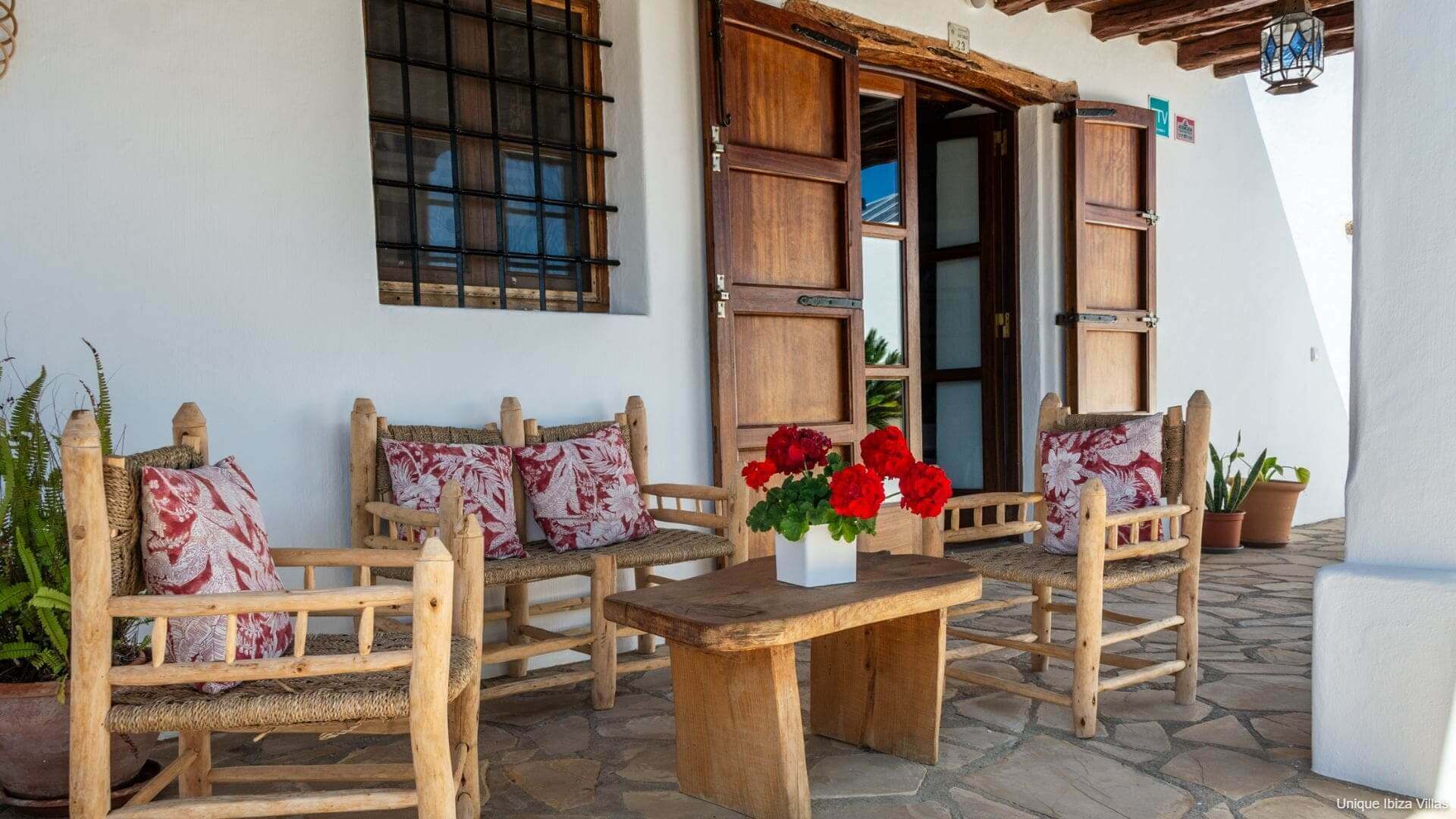 VILLA ANDREUET - 4 Bedrooms - San Carlos/Aguas Blancas (Rural)