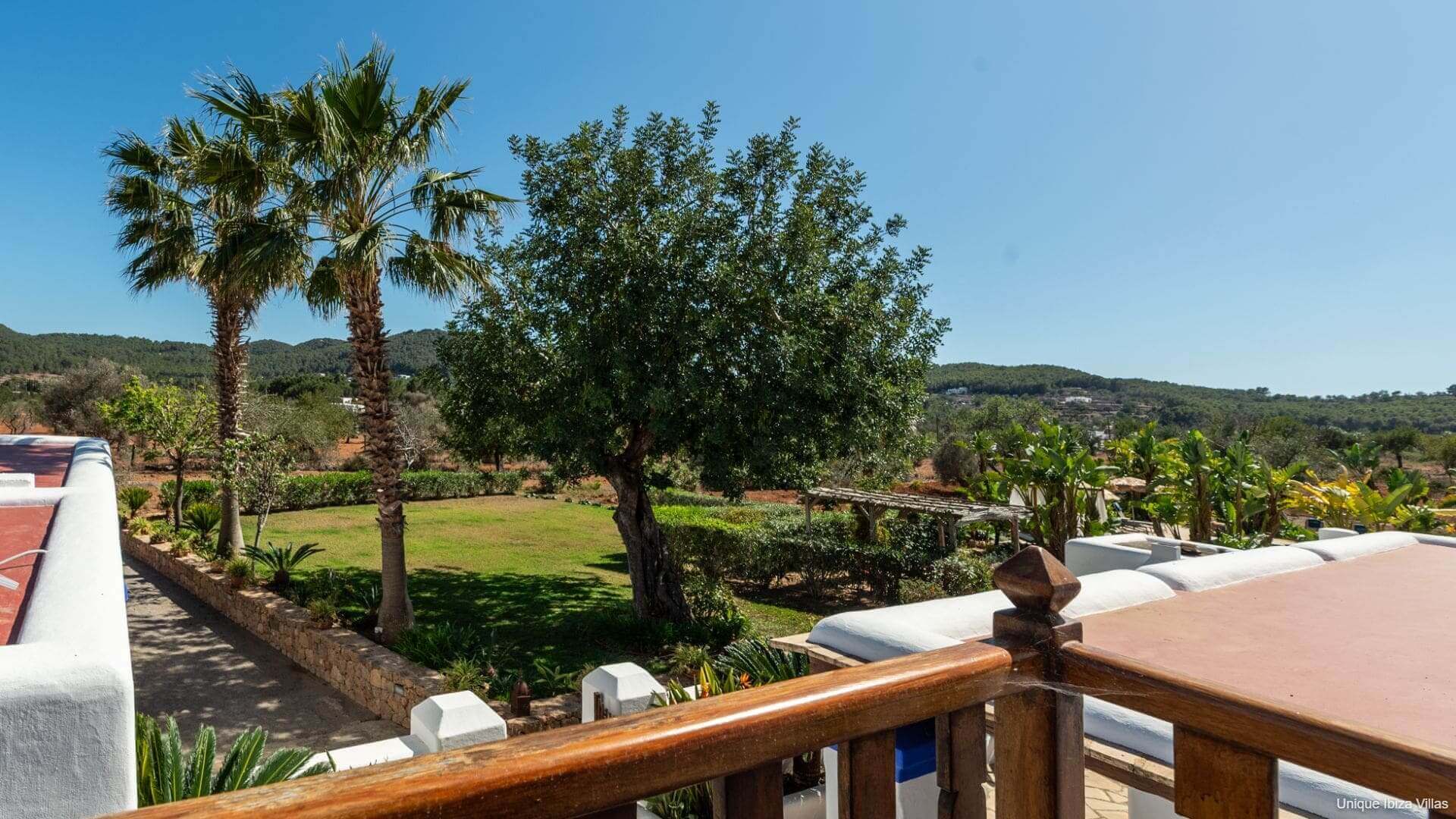 VILLA ANDREUET - 4 Bedrooms - San Carlos/Aguas Blancas (Rural)