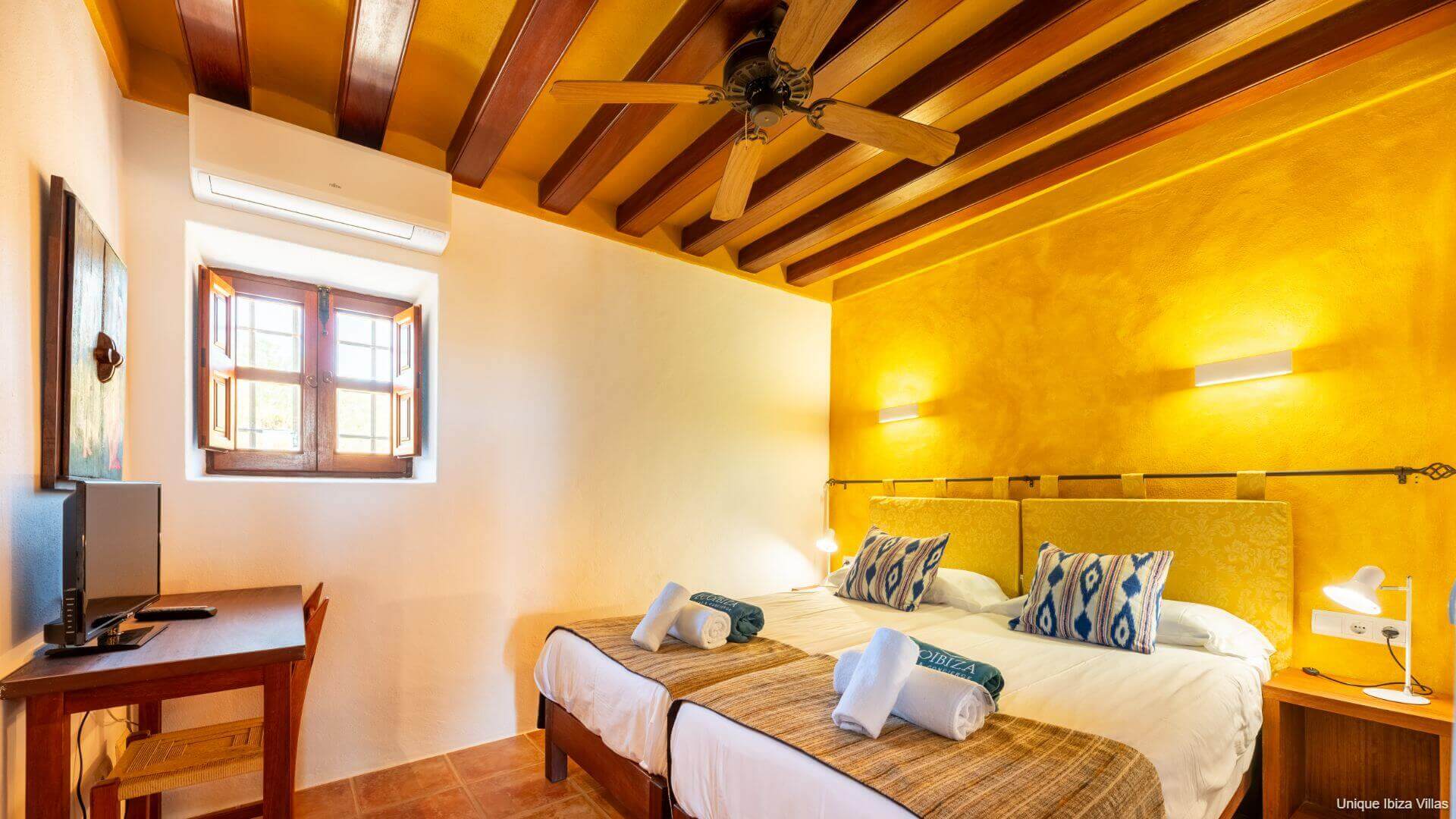 VILLA ANDREUET - 4 Bedrooms - San Carlos/Aguas Blancas (Rural)