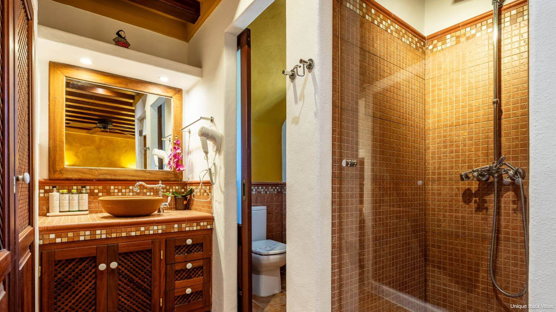 VILLA ANDREUET - 4 Bedrooms - San Carlos/Aguas Blancas (Rural)