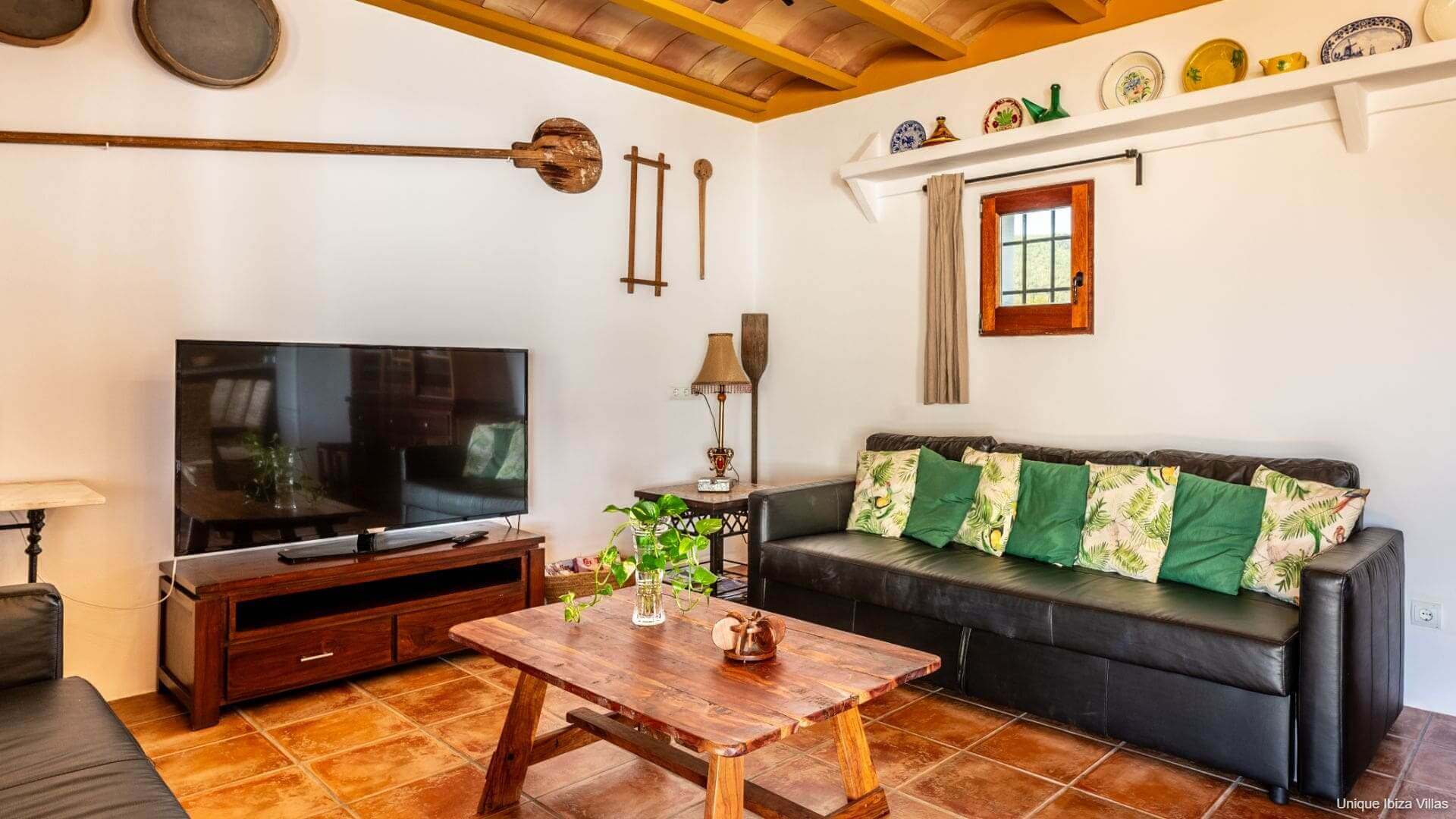VILLA ANDREUET - 4 Bedrooms - San Carlos/Aguas Blancas (Rural)