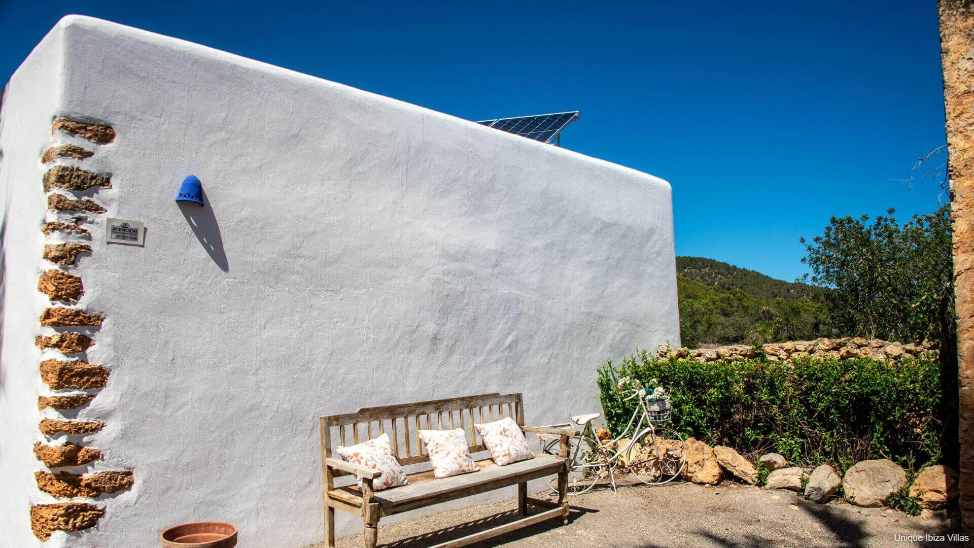 VILLA ANDREUET - 4 Bedrooms - San Carlos/Aguas Blancas (Rural)