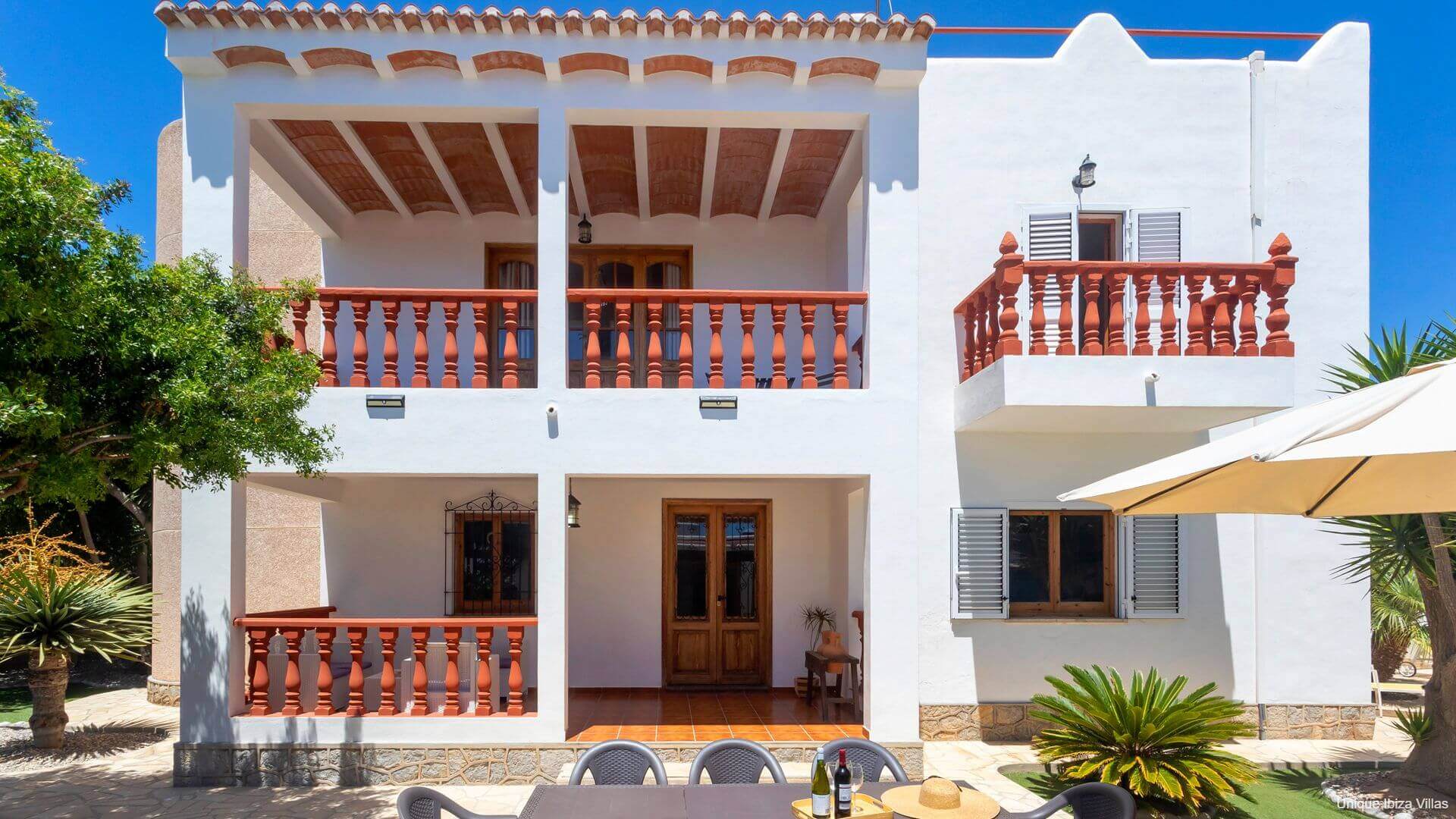 VILLA MALI - 6 Bedrooms - San Jordi Near Playa den Bossa
