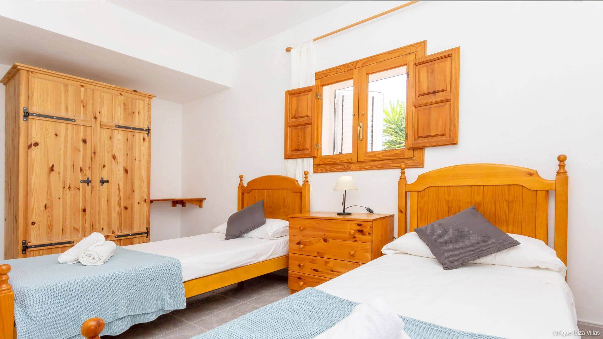 VILLA MALI - 6 Bedrooms - San Jordi Near Playa den Bossa