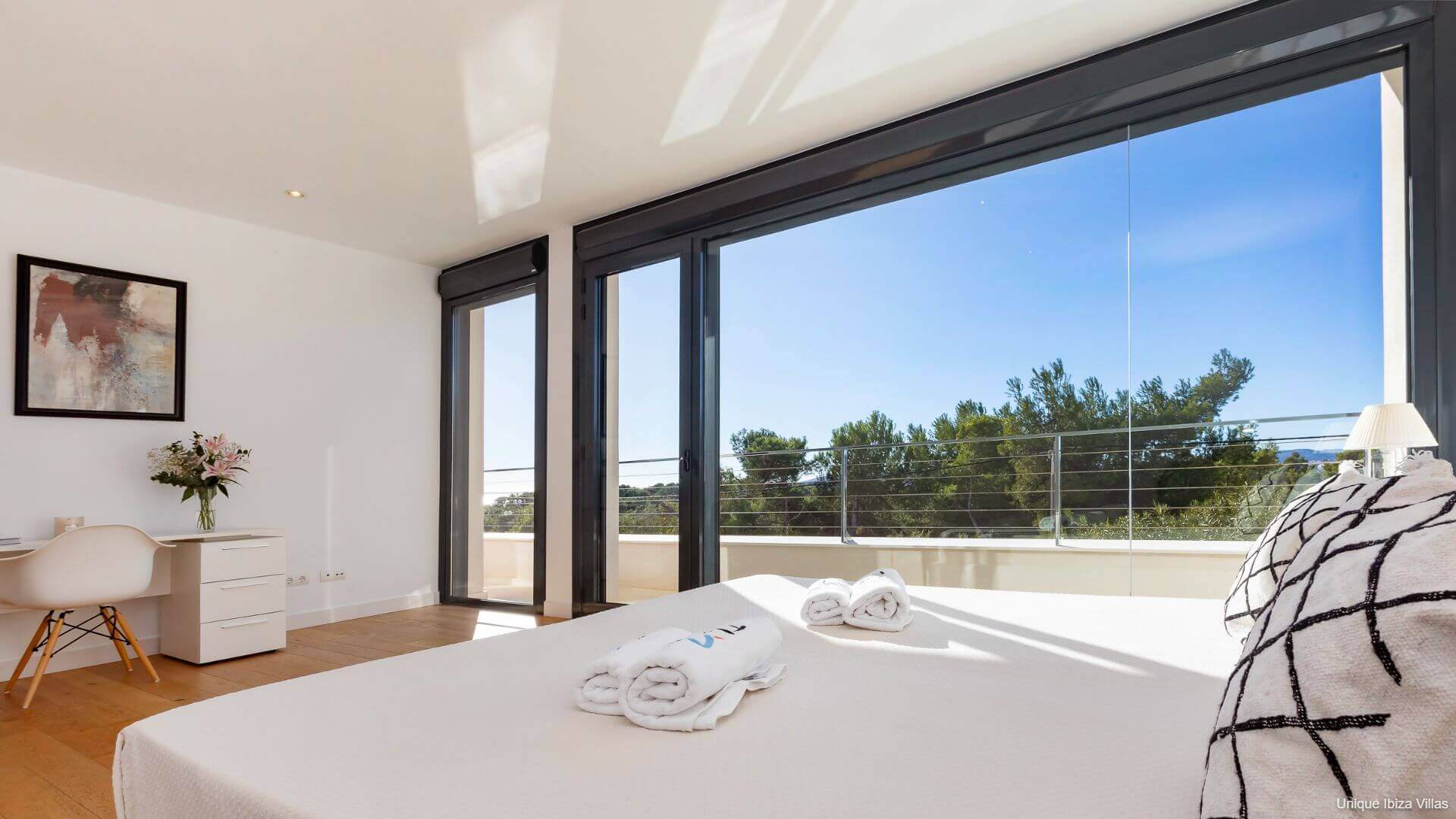 VILLA VUE - 5 Bedrooms - Cap Martinet/Talamanca