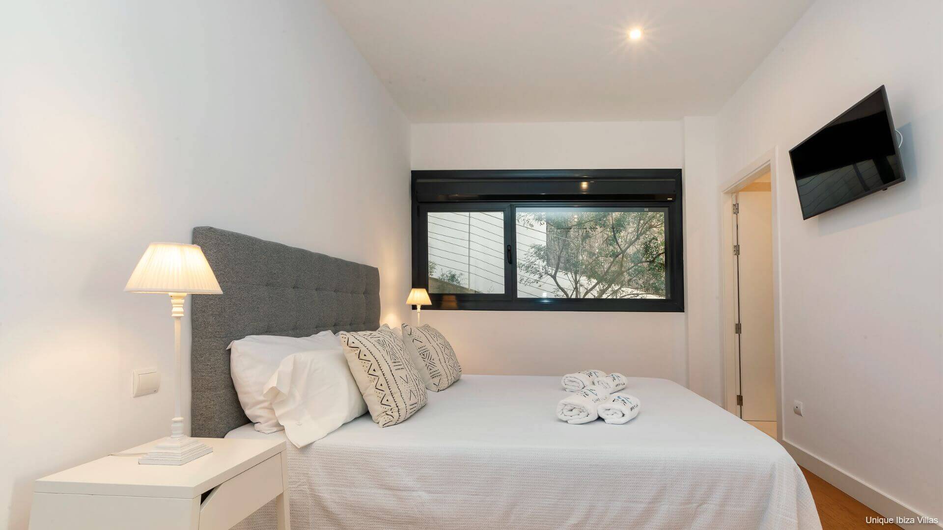 VILLA VUE - 5 Bedrooms - Cap Martinet/Talamanca