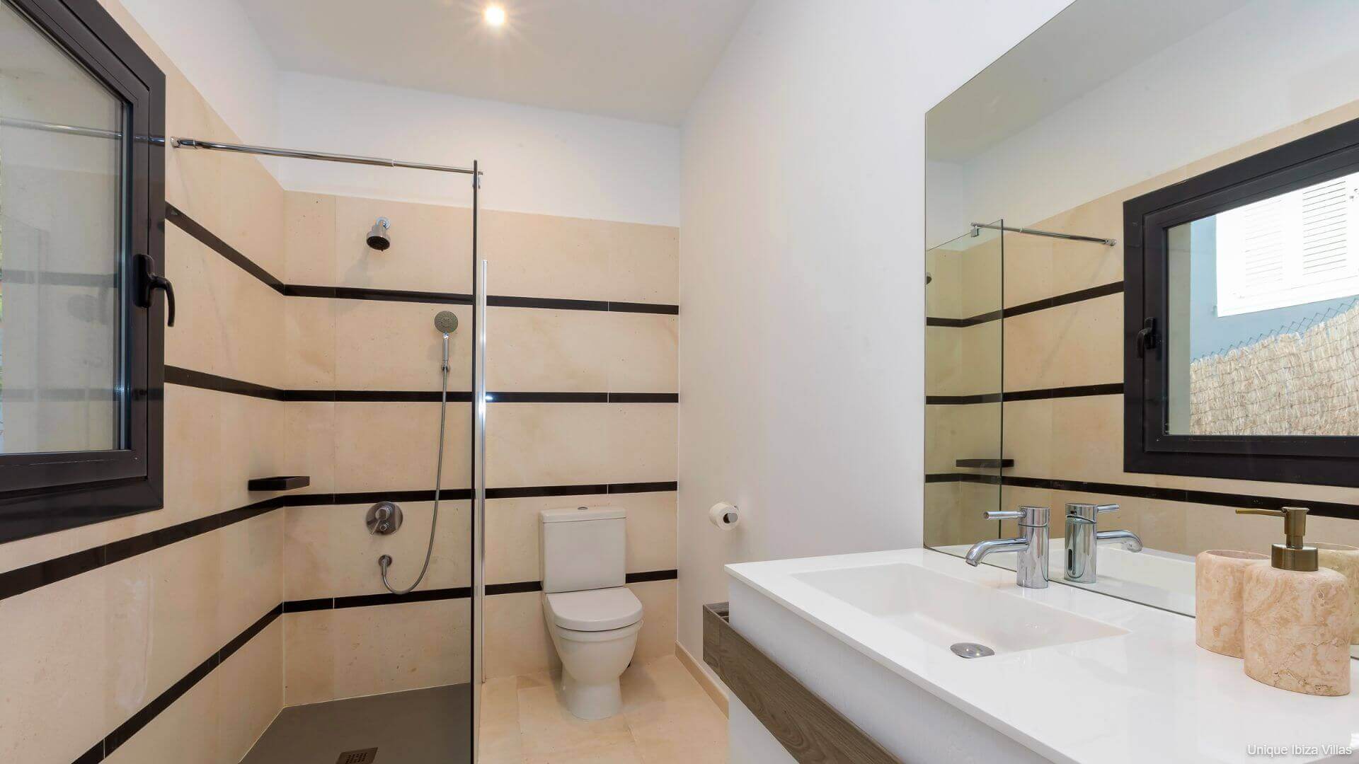 VILLA VUE - 5 Bedrooms - Cap Martinet/Talamanca