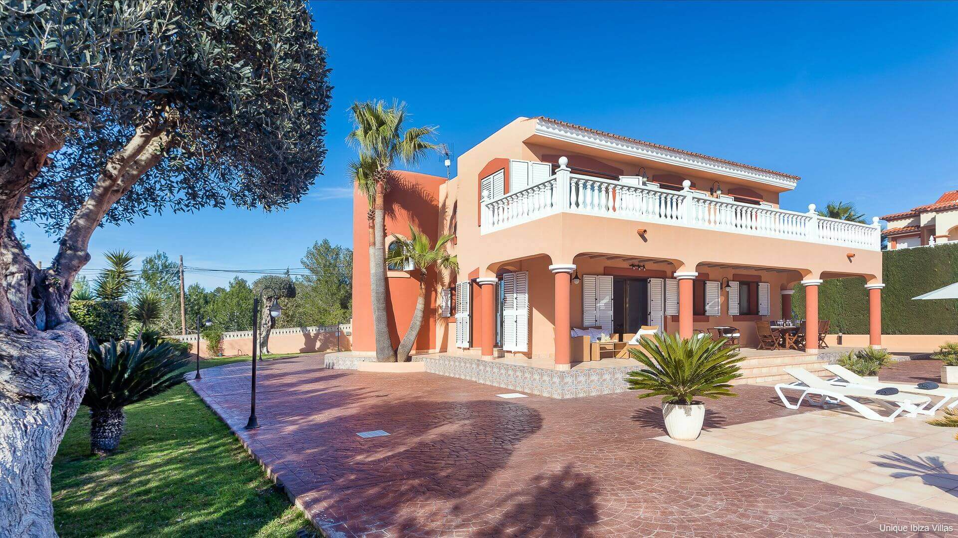 VILLA TINO - 6 Bedrooms - Near Jesus/Ibiza Town