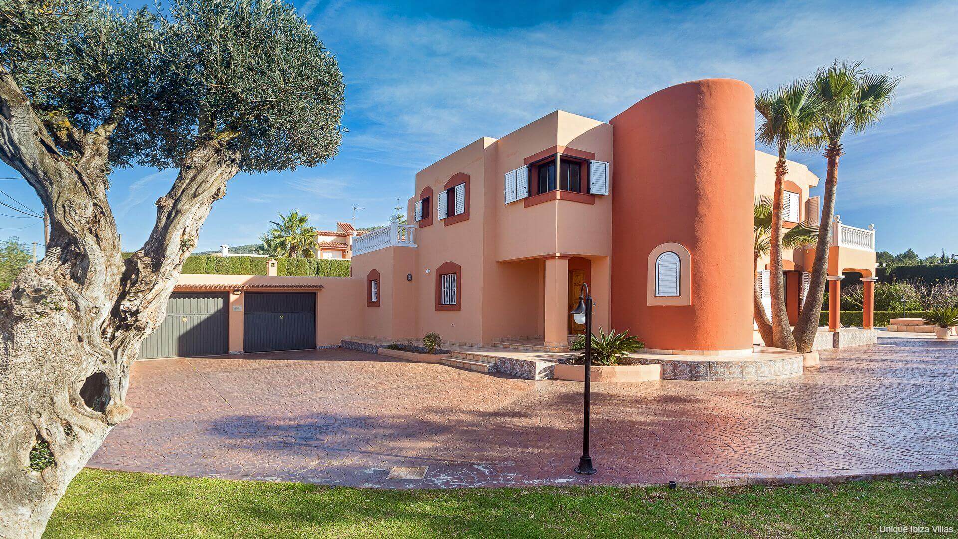 VILLA TINO - 6 Bedrooms - Near Jesus/Ibiza Town
