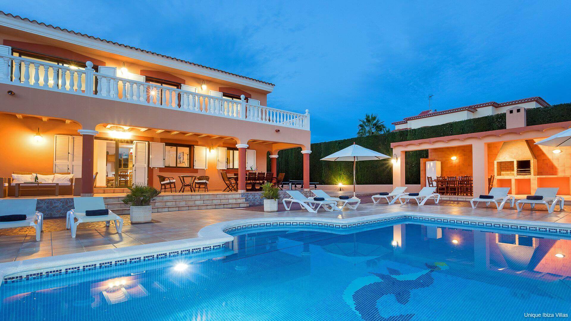 VILLA TINO - 6 Bedrooms - Near Jesus/Ibiza Town