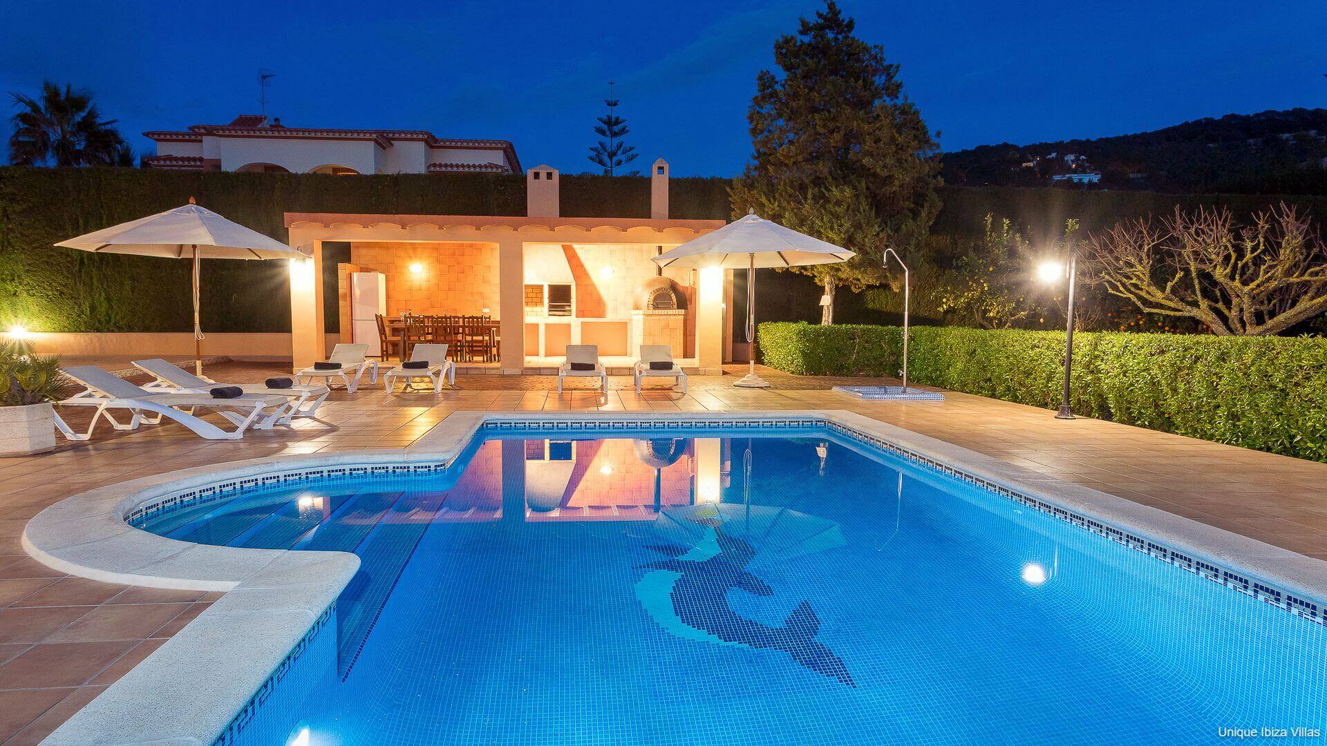 VILLA TINO - 6 Bedrooms - Near Jesus/Ibiza Town