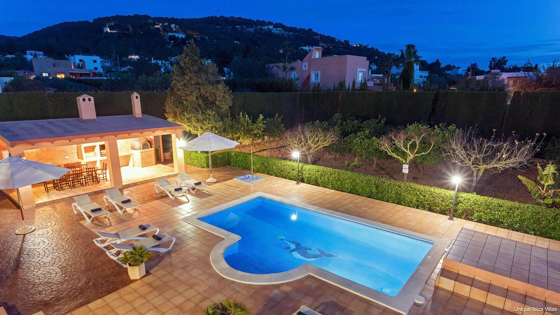 VILLA TINO - 6 Bedrooms - Near Jesus/Ibiza Town