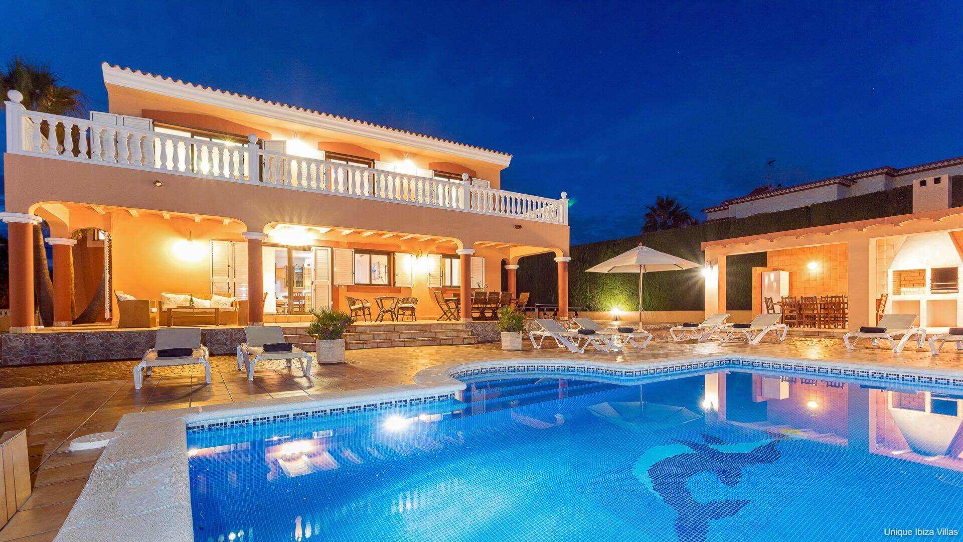 VILLA TINO - 6 Bedrooms - Near Jesus/Ibiza Town