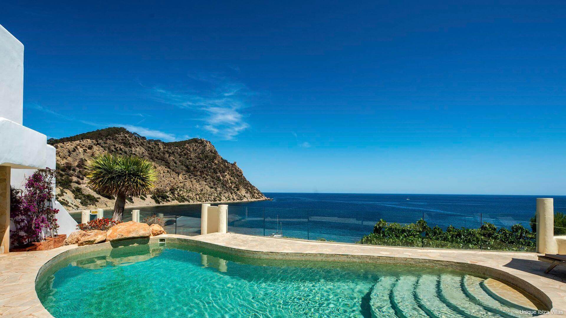 VILLA LUNABLANCA - 5 Bedrooms - Amante Ibiza/Cala Llonga