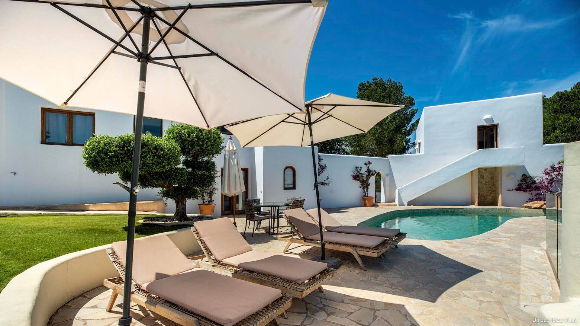 VILLA LUNABLANCA - 5 Bedrooms - Amante Ibiza/Cala Llonga