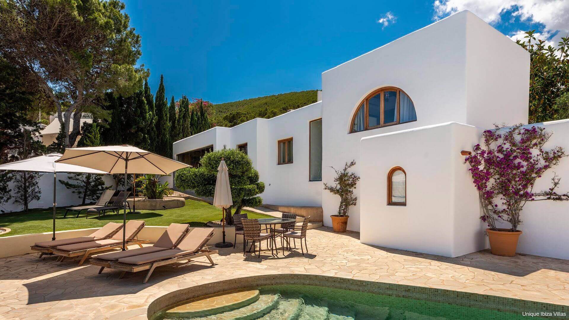 VILLA LUNABLANCA - 5 Bedrooms - Amante Ibiza/Cala Llonga