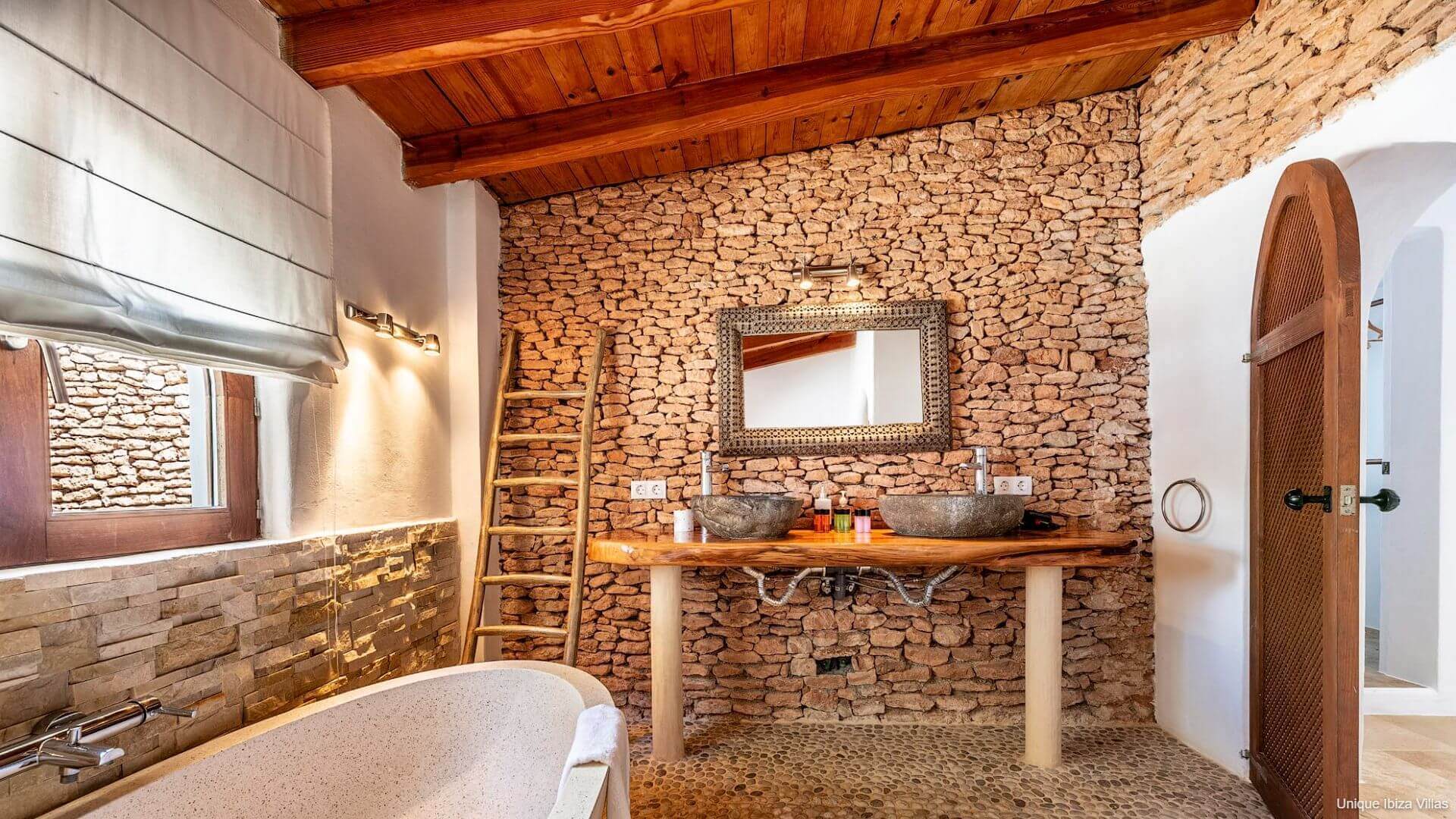 VILLA LUNABLANCA - 5 Bedrooms - Amante Ibiza/Cala Llonga