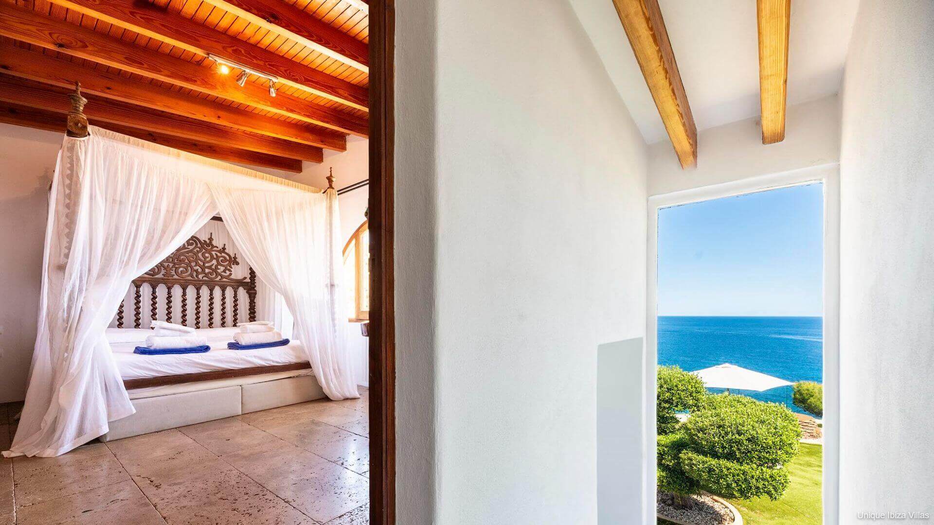 VILLA LUNABLANCA - 5 Bedrooms - Amante Ibiza/Cala Llonga