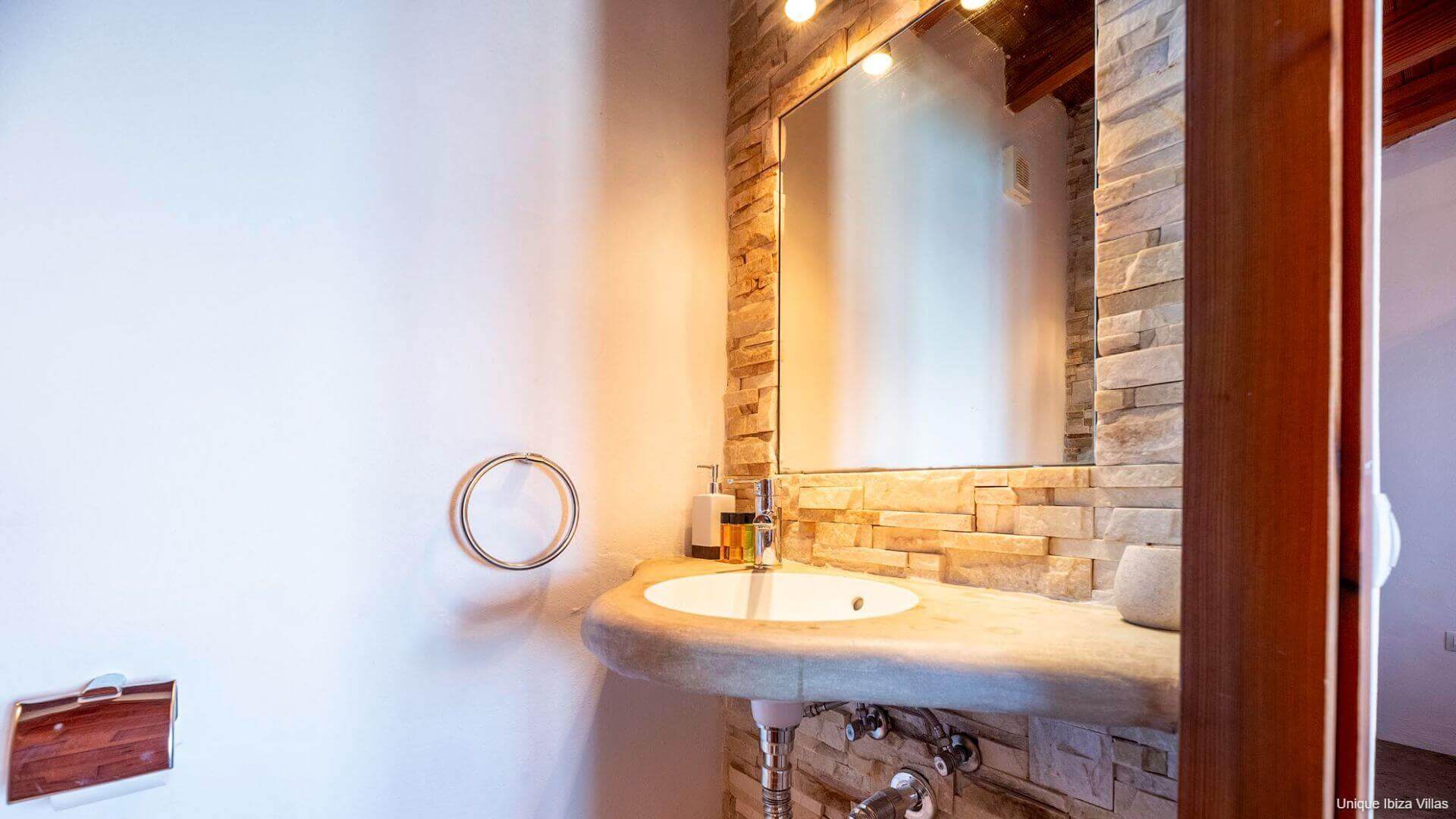VILLA LUNABLANCA - 5 Bedrooms - Amante Ibiza/Cala Llonga