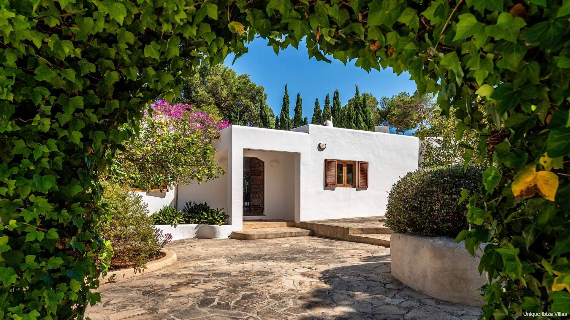 VILLA LUNABLANCA - 5 Bedrooms - Amante Ibiza/Cala Llonga