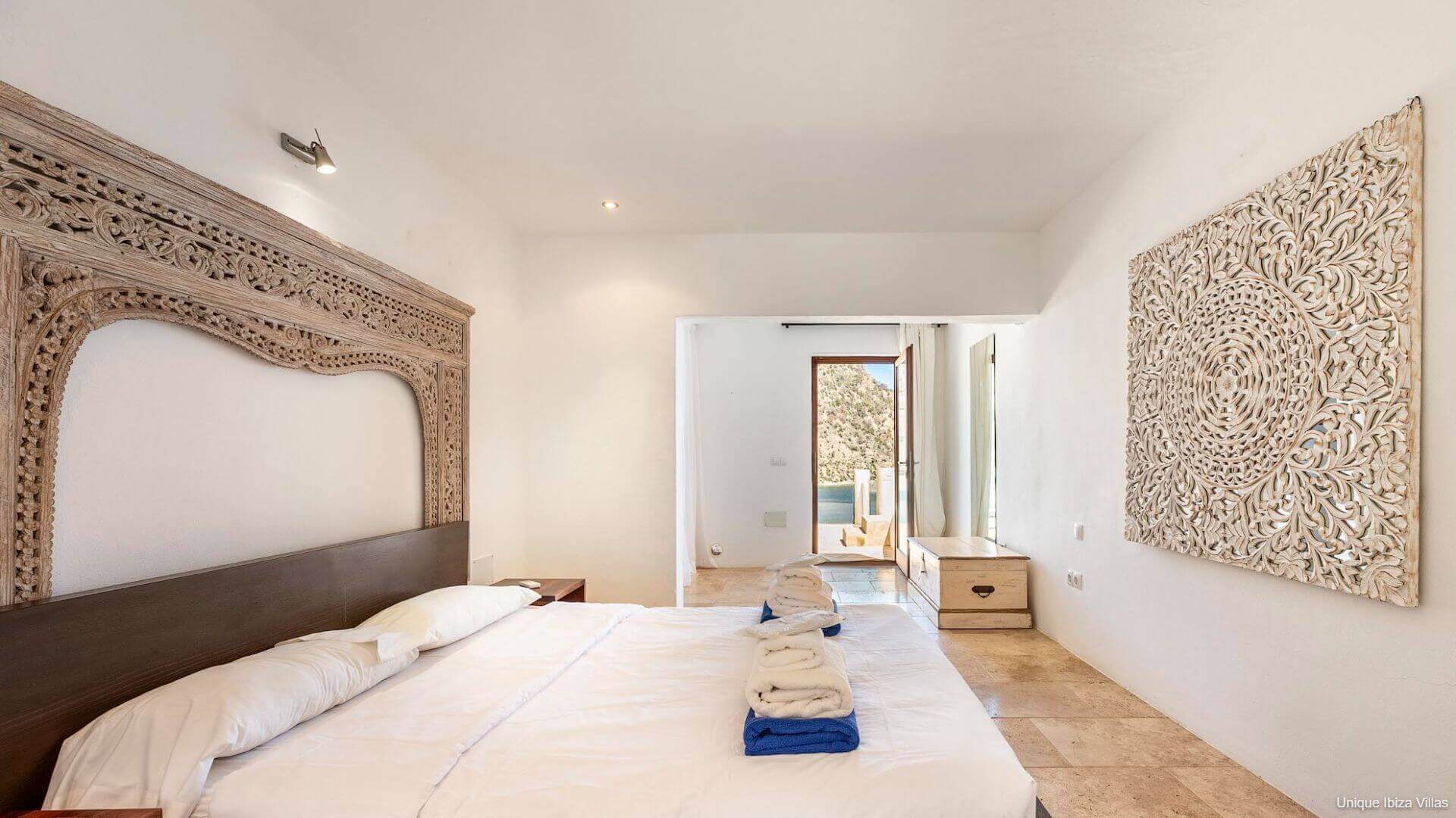 VILLA LUNABLANCA - 5 Bedrooms - Amante Ibiza/Cala Llonga