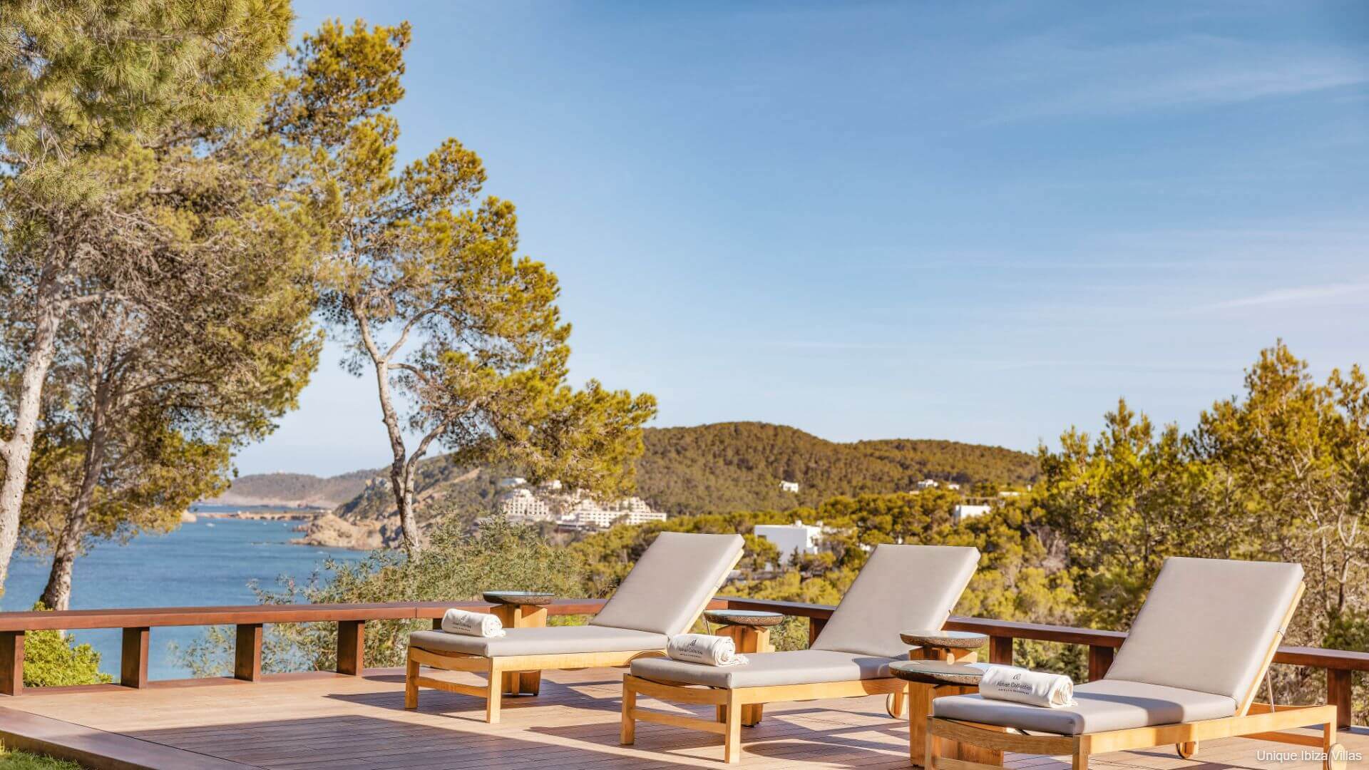 VILLA AUREA - 6 Bedrooms - Aguas Blancas/San Carlos 