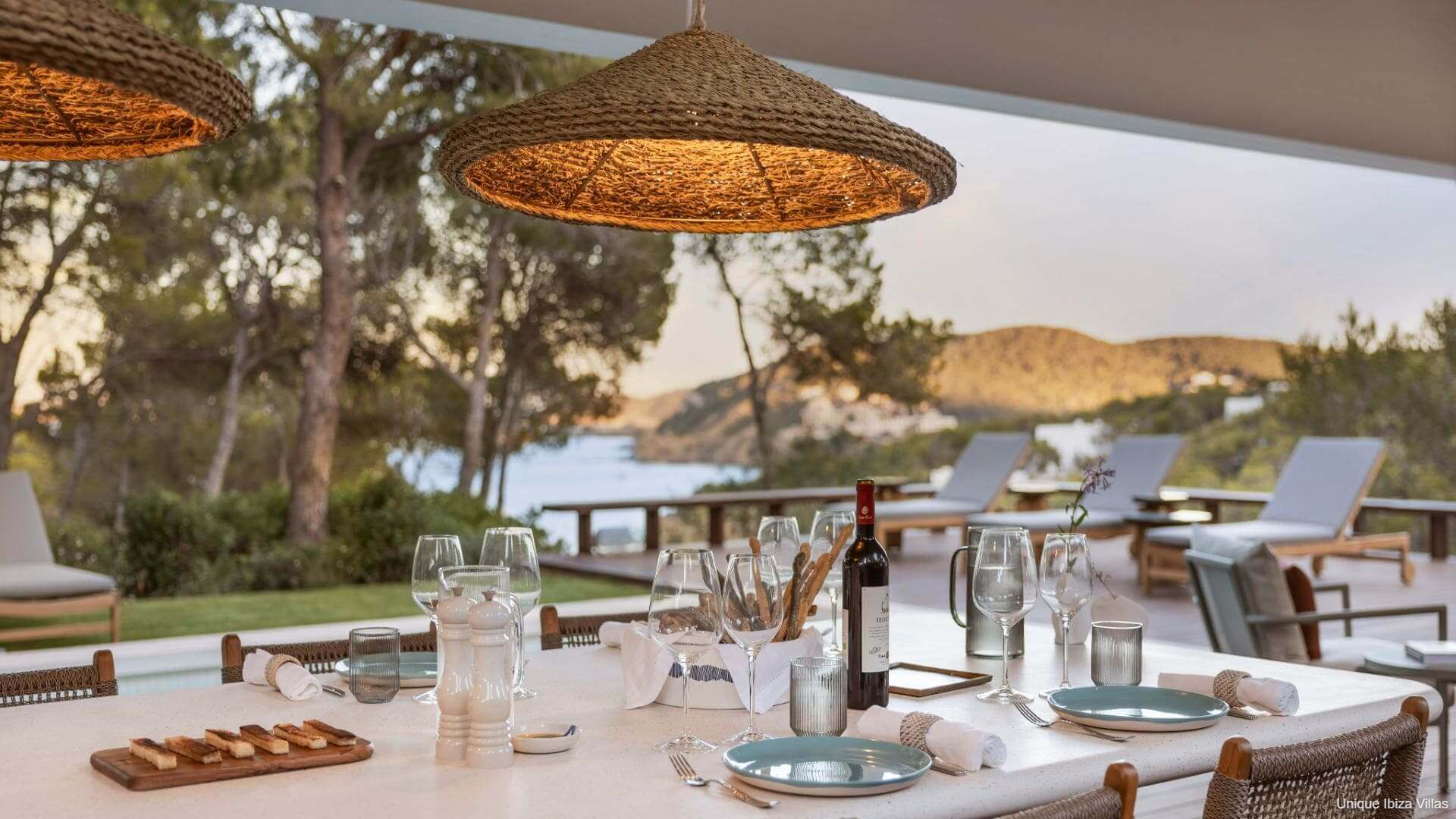 VILLA AUREA - 6 Bedrooms - Aguas Blancas/San Carlos 