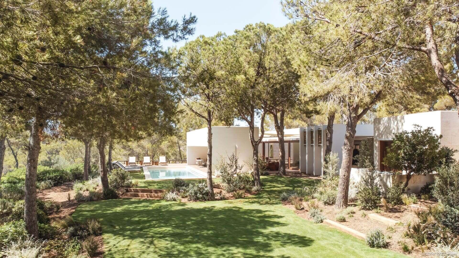 VILLA AUREA - 6 Bedrooms - Aguas Blancas/San Carlos 