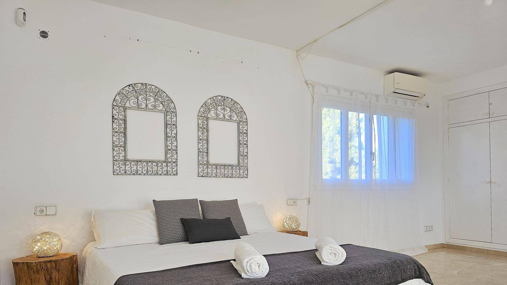 VILLA CAN AMANAYA - 4 Bedrooms - Cala Jondal